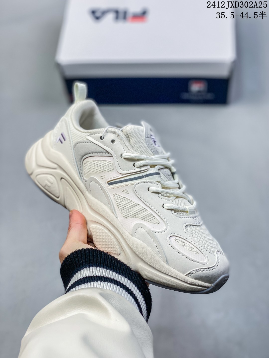 🈴💰160
公司级✅FILA斐乐 Mars 火星2.0低帮复古百搭运动老爹鞋
采用优质头层皮饰片拼接透气 纤维网面材质#轻质EVA泡沫缓冲中底 耐磨橡胶外底 
货号:F12W141116FBK
Size:35.5 36 36.5 37.5 38 38.5 39 40 40.5 41 42 42.5 43 44.5 45
ID:12JXD302A26