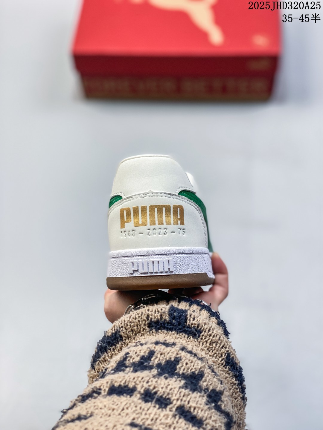 💰130
PUMA/彪马 男女运动板鞋，原楦原纸版开发版型，采用环保纤维革组合翻毛皮饰片鞋面材质，外置耐磨橡胶大底❗️蕾哈娜同系面包鞋太好看了！彪马Puma Park Lifestyle OG Sneaker 公园生活方式系列低帮复古面包风百搭休闲运动板鞋。

类型：男女鞋
货号：395084
码数：35-45含半码
编码：02JHD320A25