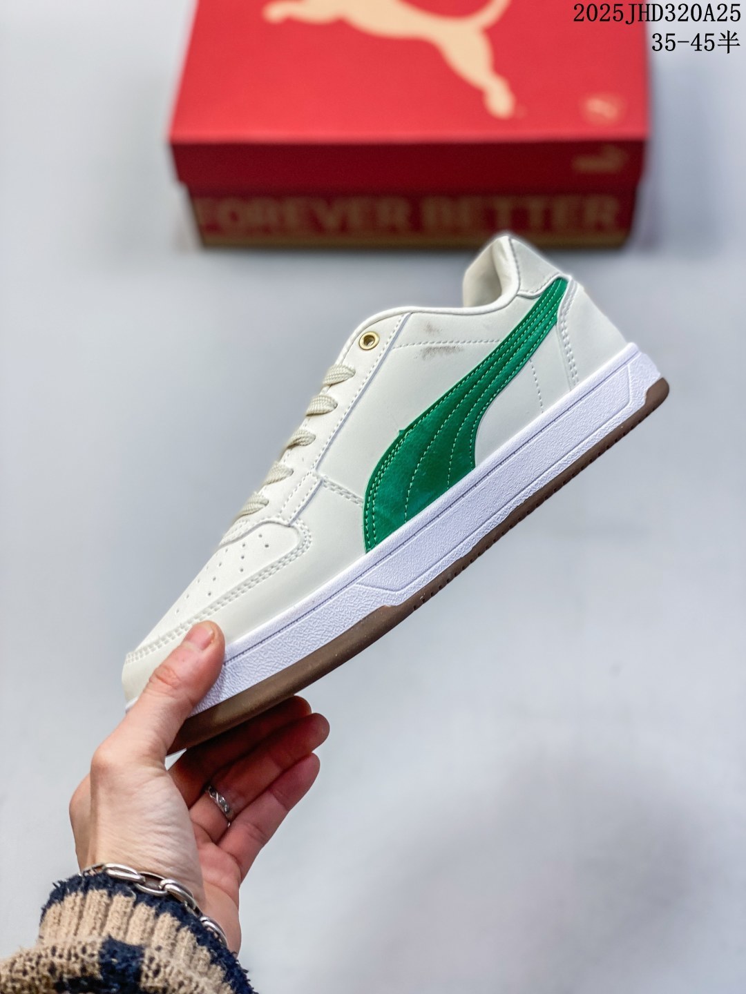 💰130
PUMA/彪马 男女运动板鞋，原楦原纸版开发版型，采用环保纤维革组合翻毛皮饰片鞋面材质，外置耐磨橡胶大底❗️蕾哈娜同系面包鞋太好看了！彪马Puma Park Lifestyle OG Sneaker 公园生活方式系列低帮复古面包风百搭休闲运动板鞋。

类型：男女鞋
货号：395084
码数：35-45含半码
编码：02JHD320A25