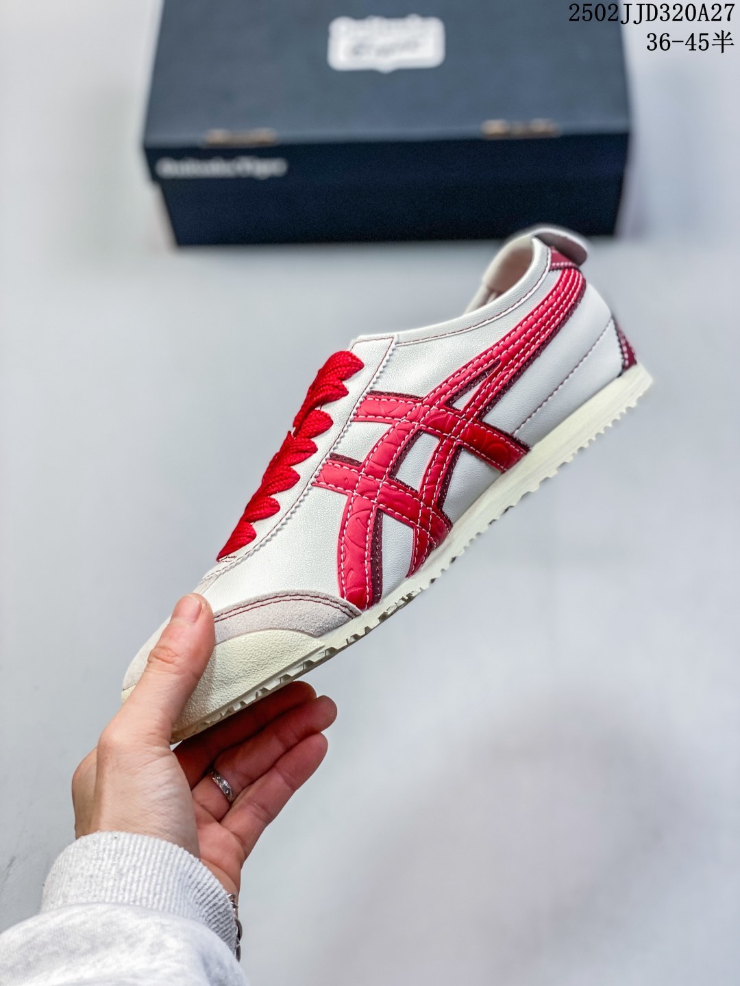 💰110
Asics Onitsuka Tiger MEXICO 66 亚瑟士鬼冢虎复古经典板鞋 CNY蛇年限定 海外订单工厂出品 长期生产补货永不断码 超成熟稳定的做工品控 原装全套纸板楦头开发 原汁原味 完美呈现版型 私模正确鞋底咬花纹路 一比一鞋头弧度高度鞋身弧度 绝不口嗨 细节品控鞋型随意秒杀市面 原档咬花纹路私模大底 一个单元有六个三角形 总体形拼接呈现花瓣状 官方四联吊牌 原装Ortholite轻量化鞋垫 原盒原配 质保卡 说明书 钢印防尘纸 纸板中底带钢印 乳胶组合鞋垫 支持全方位的对比专柜 产品从款式颜色造型上体现出追求舒适和细节的完美 鞋类更是推崇手工制作的严谨与完美 融舒适性与可穿性的设计风格 注重细节的完美和别致魅力 既保持稳重 又不失轻松的时尚感
Size 36 37 37.5 38 39 39.5 40 40.5 41.5 42 42.5 43.5 44 45
编码:02JJD320A27
