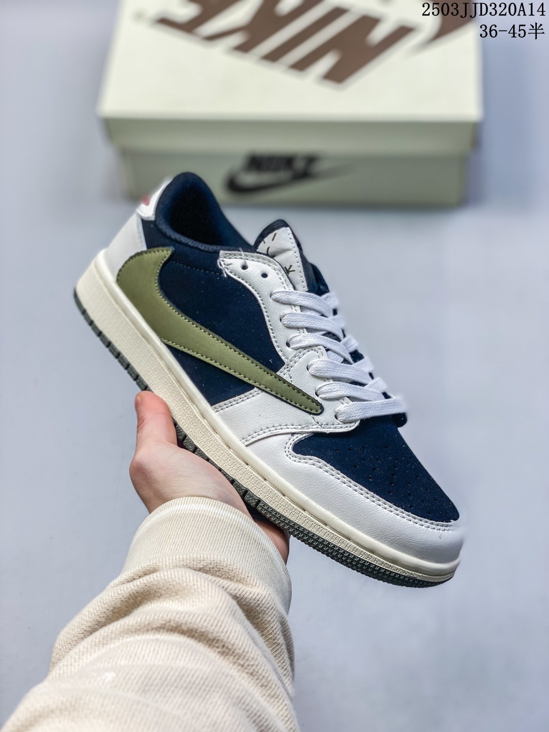 🈴️💰110
【公司级 新配色】真标 耐克/Nike Air Jordan 1 Low OG SP"Military Blue"AJ1乔1倒勾低帮篮球鞋 AJ1 乔丹1代 aj1 乔1 反向脚趾复古运动鞋。潮鞋推荐好看不贵 我家鞋子质量超好 爆款 乔丹代经典低帮化文百搭休闲动运篮球鞋“TS藤浩原联名闪电倒钩”采用软纳质帕头层皮革面鞋材质,中注底胶孔及缜密中拉底帮工艺,内置垫气及耐磨橡胶大底。亮点之处在于鞋侧的倒置 Swoosh。错版灵感来源于洛杉矶球鞋店铺收到一双特别的错版勾子倒过来,研发出反向勾的设计。
货号:SJ2068
码数:36-45含半码
编码: 03JJD320A14