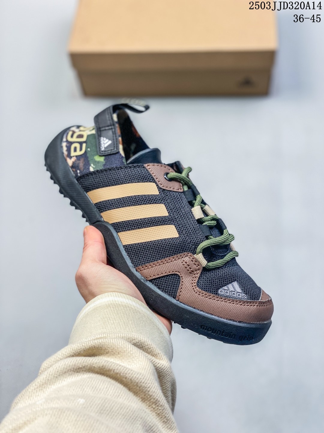 🈴️💰110 阿迪达斯didas TERREX DAROGA TWO 13 H.RDY 阿迪达斯男子户外运动鞋 脚感舒适 旨在适合徒步和野营旅行 搭载舒适鞋面和橡胶外底 旨在为湿滑地面打造 全新官方纯原材料打造 尺码36 36⅔ 37⅓ 38 38⅔ 39⅓ 40 40⅔ 41⅓ 42 42⅔ 43⅓ 44 45 货号HP863 编码：03JJD320A14