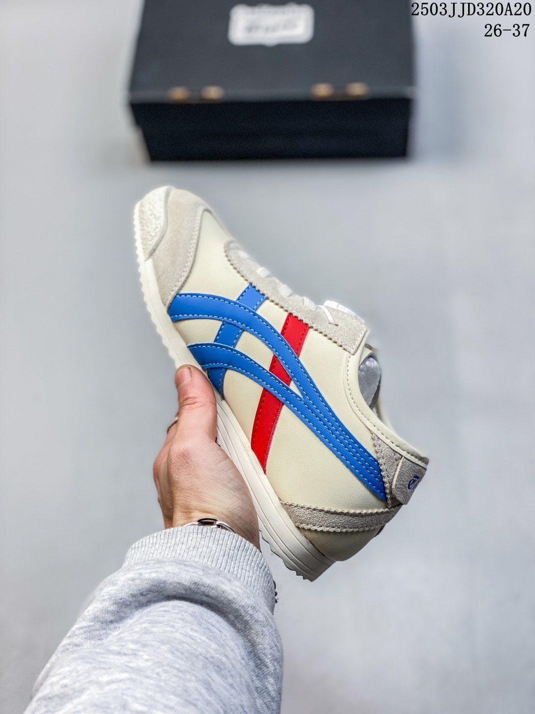 💰110
亚瑟士 Onitsuka Tiger Tokuten
复古低帮休闲跑鞋 实拍首发
TOKUTEN的灵感来源于80年代的室内用鞋
T-TOE前足补强设计 室内鞋的橡胶大底元素
复古经典 是TIGER拥趸追捧款
鞋跟 鞋舌处印有鬼塚虎特有的品牌logo标志
提升品牌的认知度 柔软内里材质 穿着更加舒适
改良后的鞋底设计 更具防滑性
side:26——37
编码:03JJD320A20