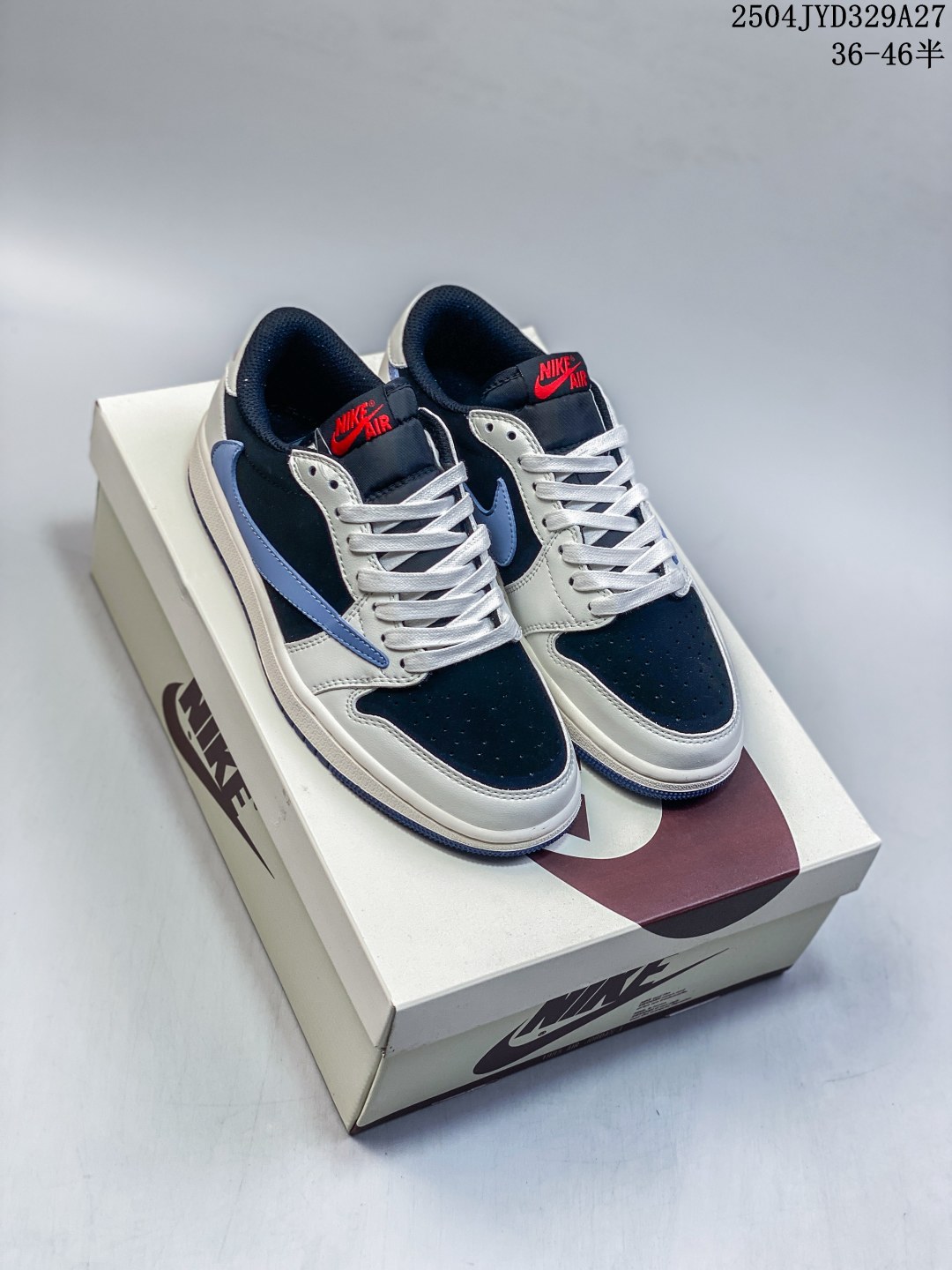 Travis Scott x Air Jordan 1 Low OG SP "Velvet Brown" Sneakers 6 cmp i1745779286007 9107 0 5