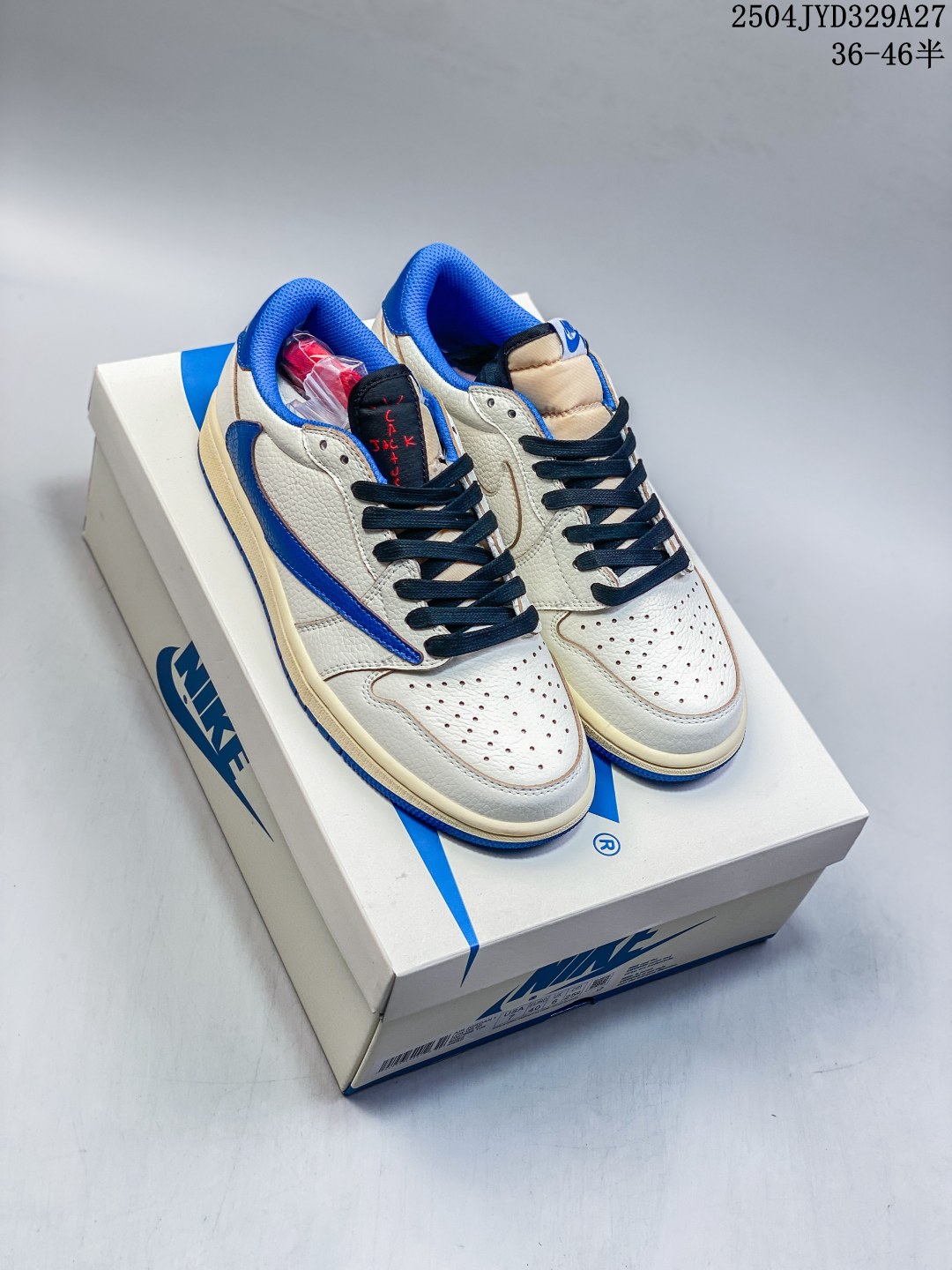 Travis Scott x Air Jordan 1 Low OG SP "Velvet Brown" Sneakers 8 cmp i1745779320377 9734 0 5