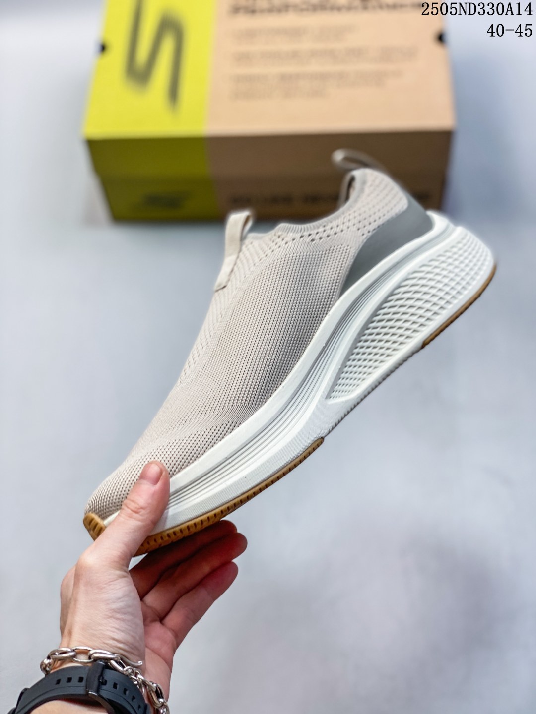 💰140
Skechers斯凯奇新款男士舒适透气耐穿柔软缓震基础跑步鞋220849
尺码：见图
编码：05ND330A14