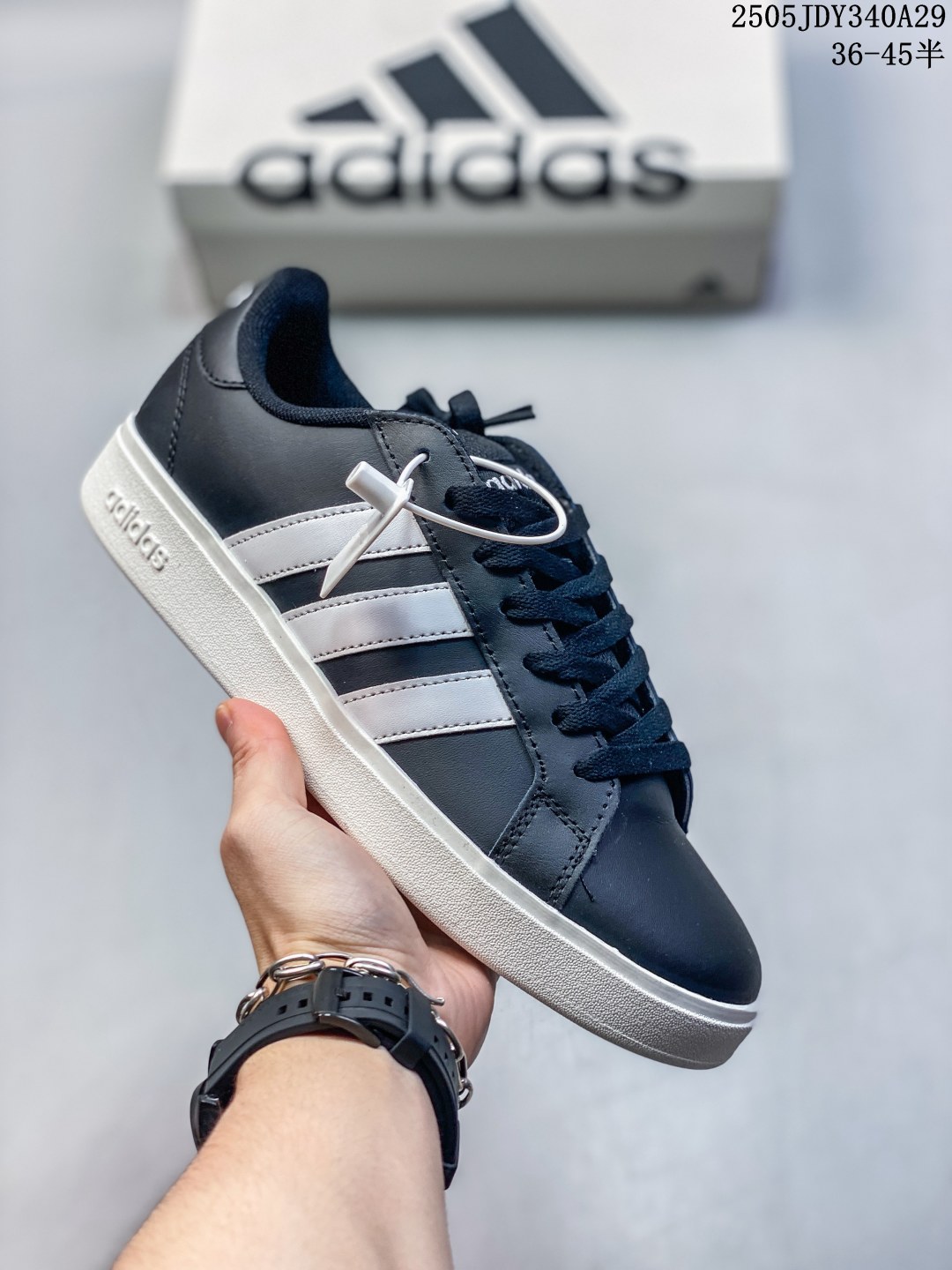 🈴 💰155
阿迪达斯 AdidasLego 阿迪达 Adidas NEO Grand Court懒蛋蛋联名款小白鞋 男女休闲低帮运动板鞋运动休闲鞋,一款经典而简洁的运动鞋。这款运动鞋,将往日经典运动型格推向未来。日常造型,搭配合成革鞋面,两侧饰标志性三条纹。含Cloudfoam中底,力求实现迈步舒适。常规型剪裁,系带设计,合成革鞋面,橡胶外底,Cloudfoam舒适鞋垫,脚感舒适。
类型:男女鞋
货号:IH6185
码数:36 36⅔ 37⅓ 38 38⅔ 39⅓ 40 40⅔ 41⅓ 42 42⅔ 43⅓ 44
编码:05JDY340A29