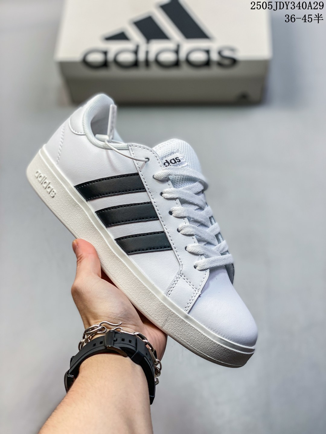 🈴 💰155
阿迪达斯 AdidasLego 阿迪达 Adidas NEO Grand Court懒蛋蛋联名款小白鞋 男女休闲低帮运动板鞋运动休闲鞋,一款经典而简洁的运动鞋。这款运动鞋,将往日经典运动型格推向未来。日常造型,搭配合成革鞋面,两侧饰标志性三条纹。含Cloudfoam中底,力求实现迈步舒适。常规型剪裁,系带设计,合成革鞋面,橡胶外底,Cloudfoam舒适鞋垫,脚感舒适。
类型:男女鞋
货号:IH6185
码数:36 36⅔ 37⅓ 38 38⅔ 39⅓ 40 40⅔ 41⅓ 42 42⅔ 43⅓ 44
编码:05JDY340A29