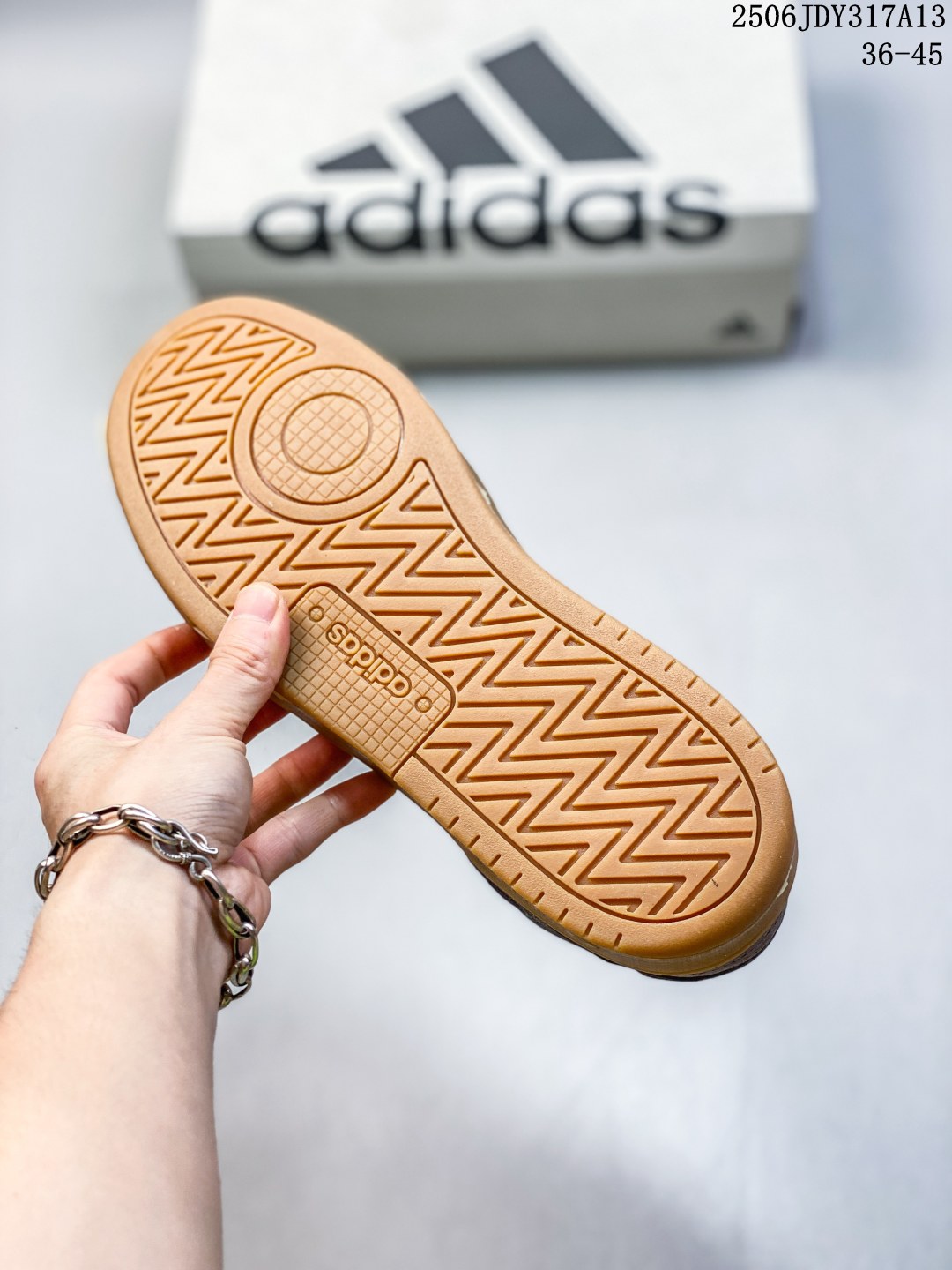 💰160
adidas neo D-PAD 舒适百搭 防滑耐磨 低帮 板鞋 男女同款 
06JDY317A13