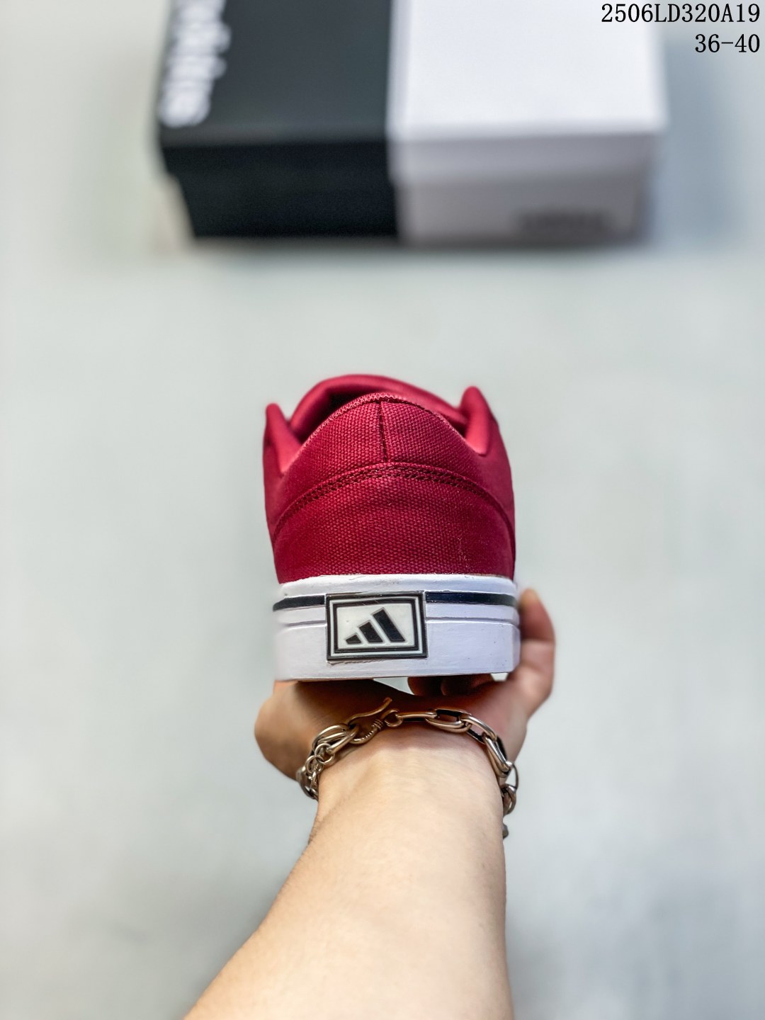 💰130
✅阿迪达斯 Adidas Gvp Canvas Str 三叶草校园系列军绿帆布面时尚休闲板鞋 码数：36-44
编码：06LD320A19