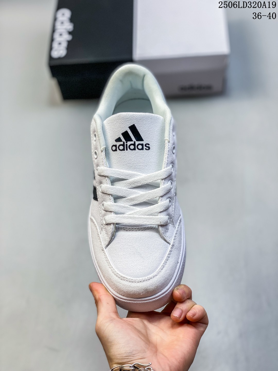 💰130
✅阿迪达斯 Adidas Gvp Canvas Str 三叶草校园系列军绿帆布面时尚休闲板鞋 码数：36-44
编码：06LD320A19