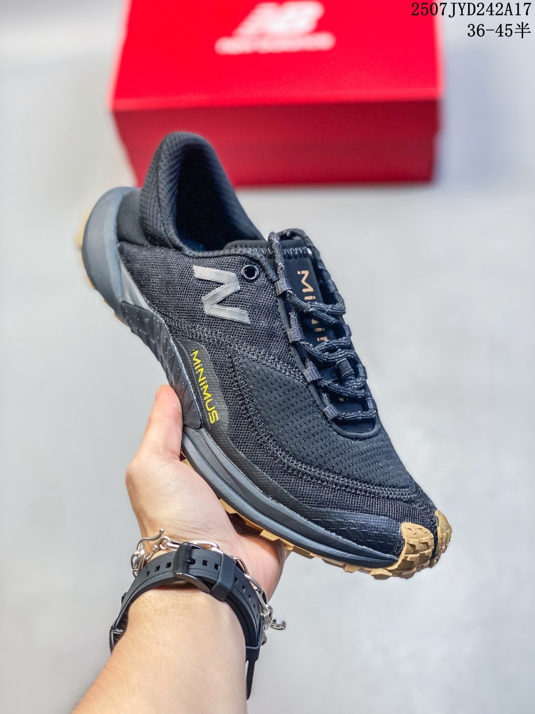 New Balance Minimus TR 舒适百搭 低帮 越野跑步鞋 女款 黑色 尺码:见图 编码:07JYD242A17