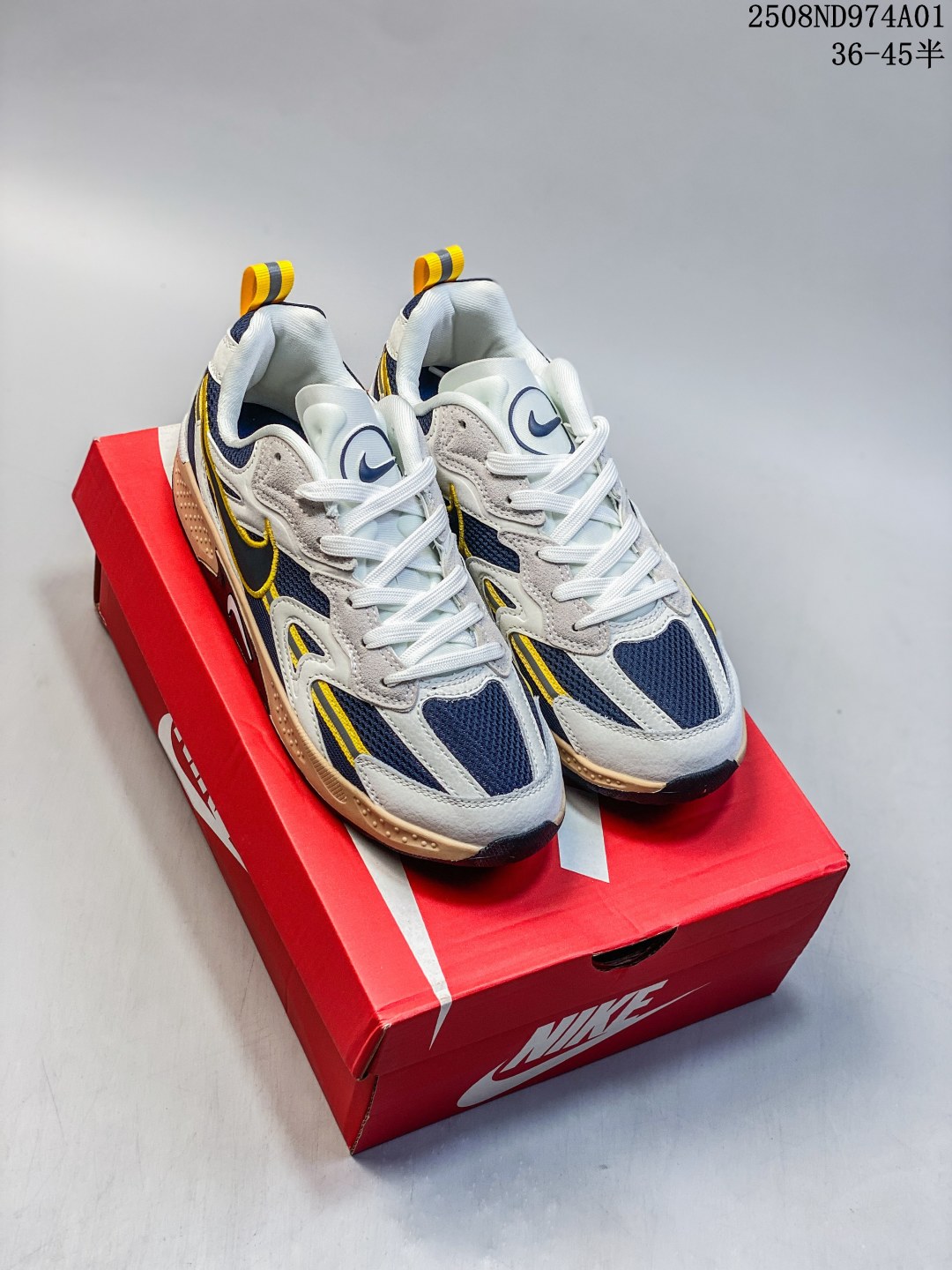 💰140
FUTURA × Nike Jam 联名低帮休闲运动鞋 FZ8966-100 FN0314-200
尺码：如图
编码：08ND974A01