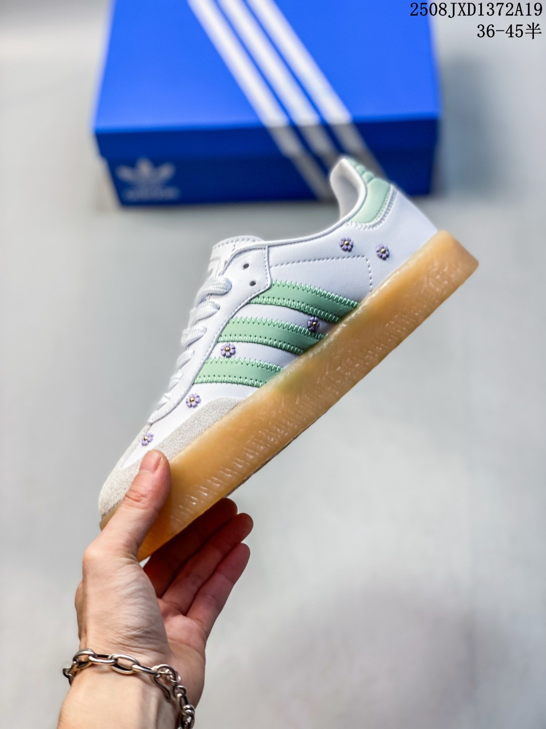 ❤️240包邮/原单代购级别
公司级✅Adidas Originals Samba XLG 桑巴舞系列阿迪达斯 三叶草 绅士德训足球风百搭低帮休闲运动板鞋
货号:JS3954
尺码:36 36.5 37 38 38.5 39 40 40.5 41 42 42.5 43 44 45
08JXD1372A19