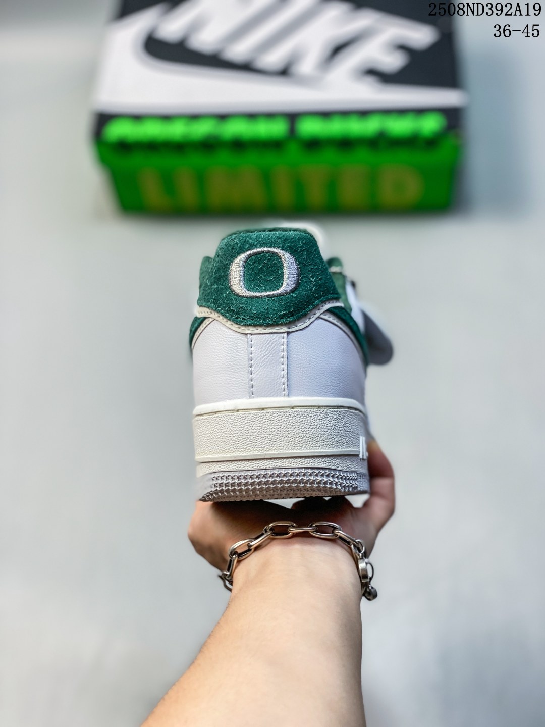 ❤️190包邮/原单代购级别
海外限量发售！公司级耐克NIke Air Force 1 '07 Low 空军一号 低帮 运动鞋 休闲鞋 折边针车 工艺难度大 原楦头原纸板 原装鞋盒 定制五金配件 内置全掌气垫 原厂鞋底 
货号:DF0188-046
Size：36 36.5 37.5 38 38.5 39 40 40.5 41 42 42.5 43 44 44.5 45 
编码：08ND392A19