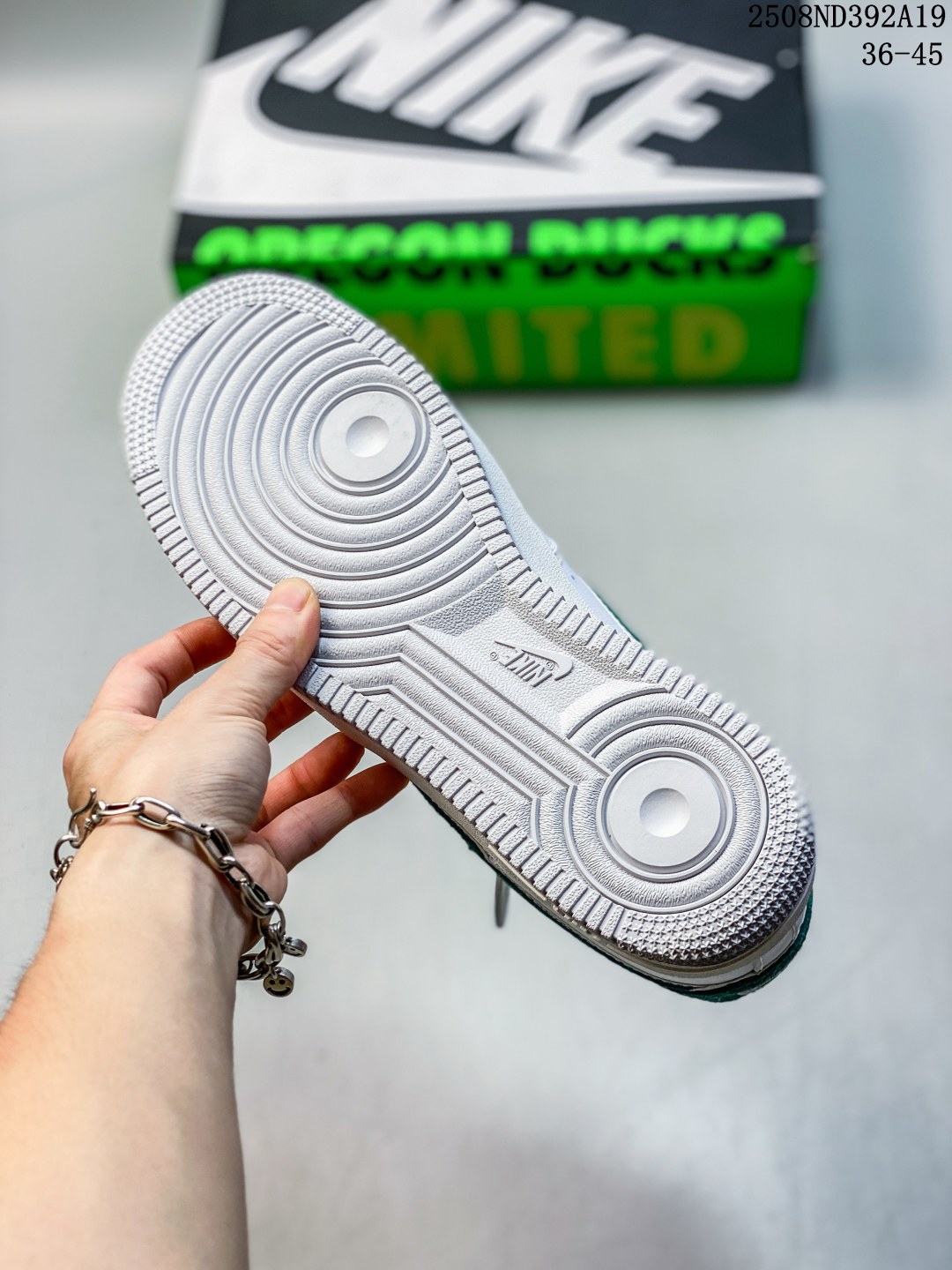 ❤️190包邮/原单代购级别
海外限量发售！公司级耐克NIke Air Force 1 '07 Low 空军一号 低帮 运动鞋 休闲鞋 折边针车 工艺难度大 原楦头原纸板 原装鞋盒 定制五金配件 内置全掌气垫 原厂鞋底 
货号:DF0188-046
Size：36 36.5 37.5 38 38.5 39 40 40.5 41 42 42.5 43 44 44.5 45 
编码：08ND392A19