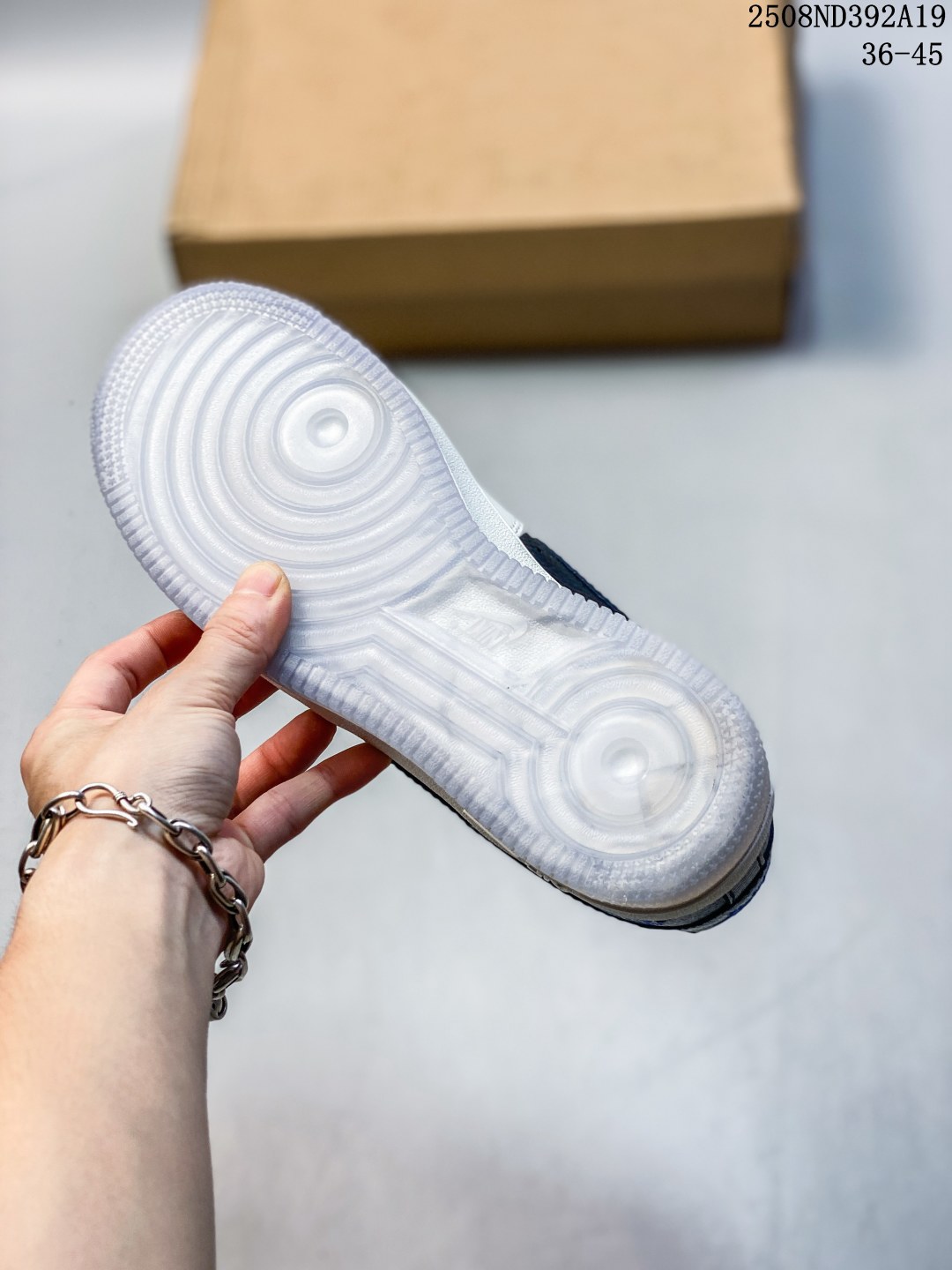 ❤️190包邮/原单代购级别
海外限量发售!公司级耐克NIke Air Force 1 '07 Low 空军一号 低帮 运动鞋 休闲鞋 折边针车 工艺难度大 原楦头原纸板 原装鞋盒 定制五金配件 内置全掌气垫 原厂鞋底
货号:DF0188-046
Size:36 36.5 37.5 38 38.5 39 40 40.5 41 42 42.5 43 44 44.5 45
编码:08ND392A19