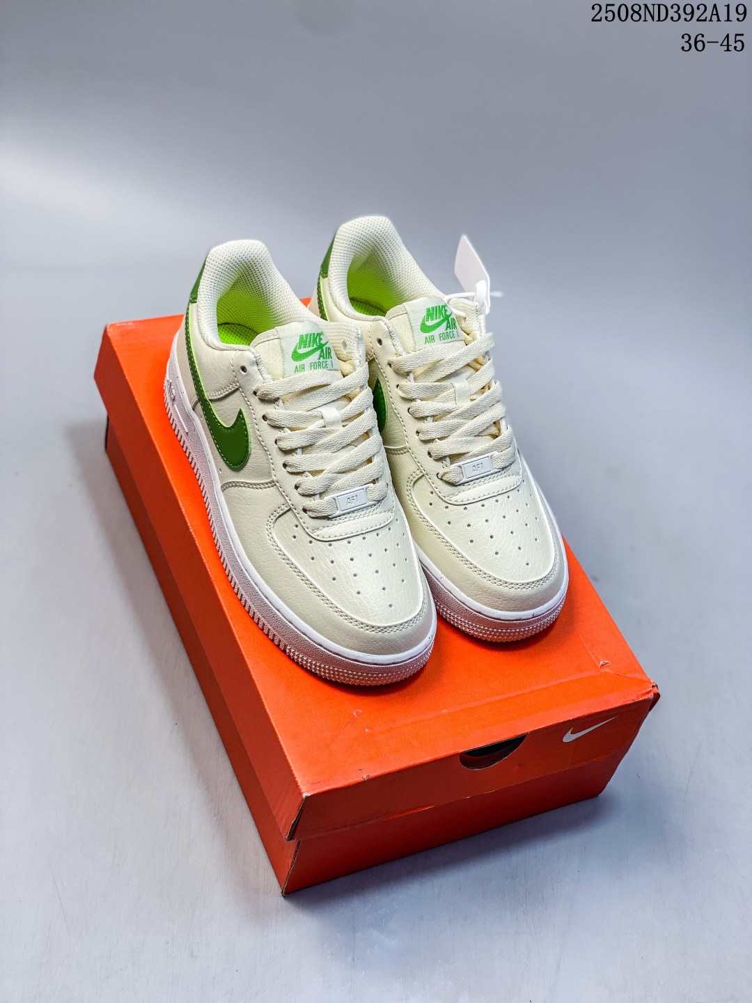 ❤️190包邮/原单代购级别
海外限量发售!公司级耐克NIke Air Force 1 '07 Low 空军一号 低帮 运动鞋 休闲鞋 折边针车 工艺难度大 原楦头原纸板 原装鞋盒 定制五金配件 内置全掌气垫 原厂鞋底
货号:DF0188-046
Size:36 36.5 37.5 38 38.5 39 40 40.5 41 42 42.5 43 44 44.5 45
编码:08ND392A19