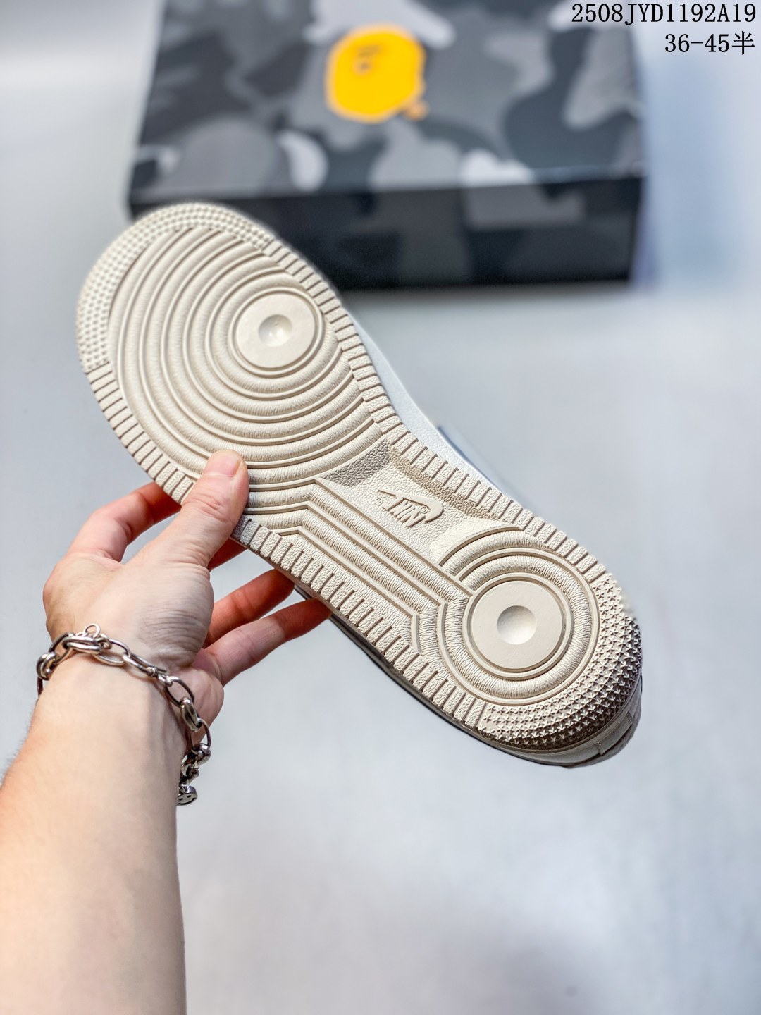 ❤️250包邮/原单代购级别
海外限量发售！公司级耐克NIke Air Force 1 '07 Low “冠军联名——双拼三小勾”空军一号 低帮 运动鞋 休闲鞋 折边针车 工艺难度大 原楦头原纸板 原装鞋盒 定制五金配件 内置全掌气垫 原厂鞋底 
货号：SJ6698-021
Size：36 36.5 37.5 38 38.5 39 40 40.5 41 42 42.5 43 44 44.5 45
08JYD1192A19