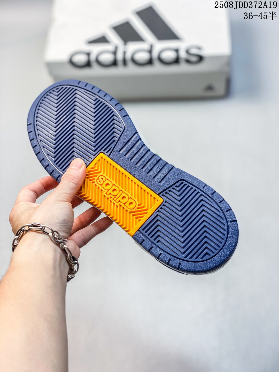 ❤️200包邮/原单代购级别
Adidas 阿迪达斯ENTRAP 春季男女鞋运动鞋休闲鞋
#采用超软移膜皮革鞋面 全新系列 迪丽热巴,易烊千玺同款,Adidas阿迪达斯生活 Neo Entrap Low追赶系列轻便休闲运动百搭板鞋
尺码:如图
编码:08JDD372A19