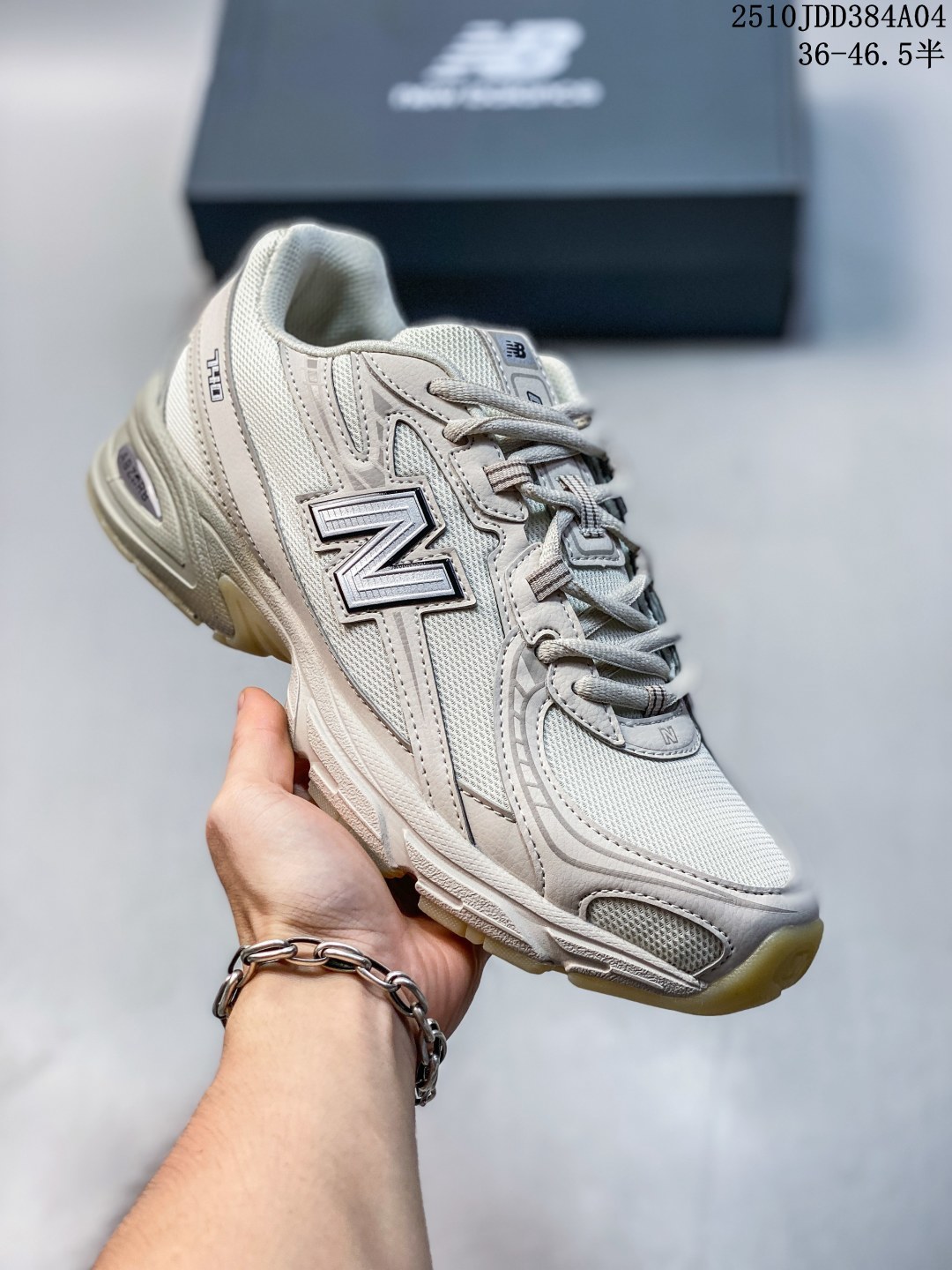 💰150🉐特价
New Balance/新百伦 男女鞋真标半码制，原楦开发版型，采用纤维牛剖革拼接透气网眼衬垫织物鞋面材质，独立3层组合中底，外置防滑耐磨橡胶大底❗️复刻千禧美学,革新跑鞋经典!NB新百伦New Balance MR740系列低帮复古老爹风休闲运动慢跑鞋“白银沼泽绿 

类型：男女鞋
码数：36 37 38 38.5 39.5 40 40.5 41.5 42 42.5 43 44 45 46
10JDD384A04