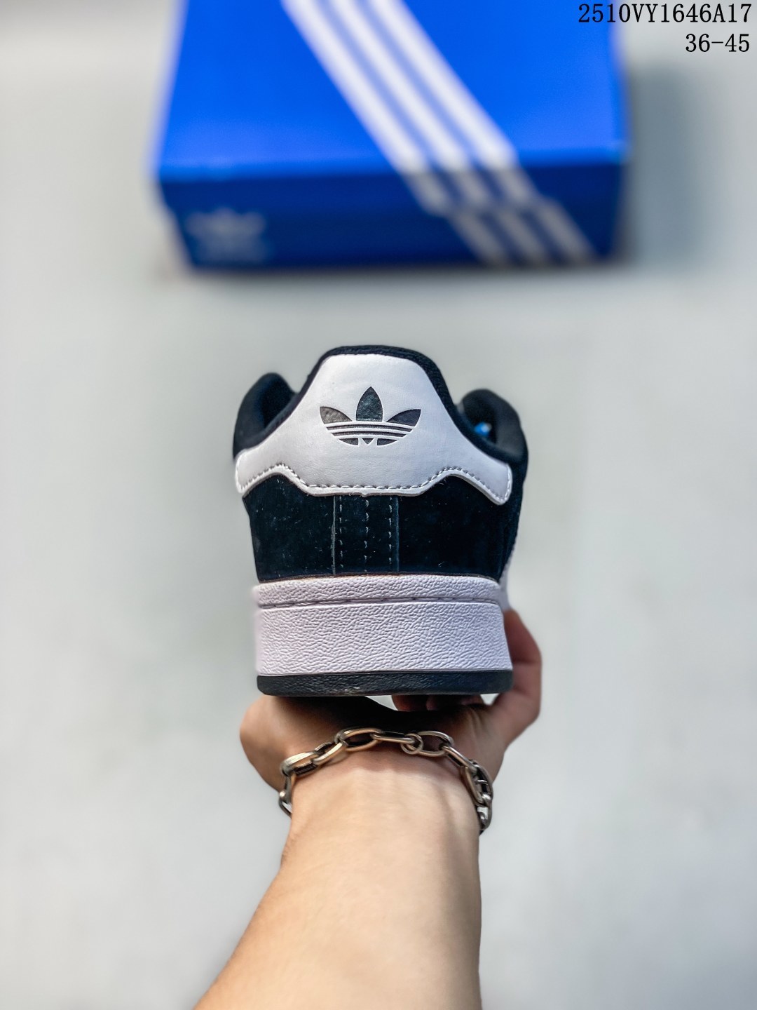 💰75 ✨Adidas originals Campus 00s 阿迪campus潮流复古休闲板鞋🔥adidas Campus系列，生生不息的经典之作⚡️初次问世于篮球赛场，后破圈而出，摇身一变成为跨界宠儿✅这款Campus 00s千禧风经典鞋，一反原作设计理念，在校园风配色之上加入曲线元素，通过比例调整呈现个性风格，独具匠心🌟渐变色绒面革鞋面，搭配细腻的米白色中底，与Campus经典风格一脉相承🈴️部分采用再生材料，来自边角余料和消费后废旧衣物等废弃物，旨在减少生产原生材料对环境的影响‼️ 货号：GY6434 Size：36 36⅔ 37⅓ 38 38⅔ 39⅓ 40 40⅔ 41⅓ 42 42⅔ 43⅓ 44 45 编码：10VY1646A17
