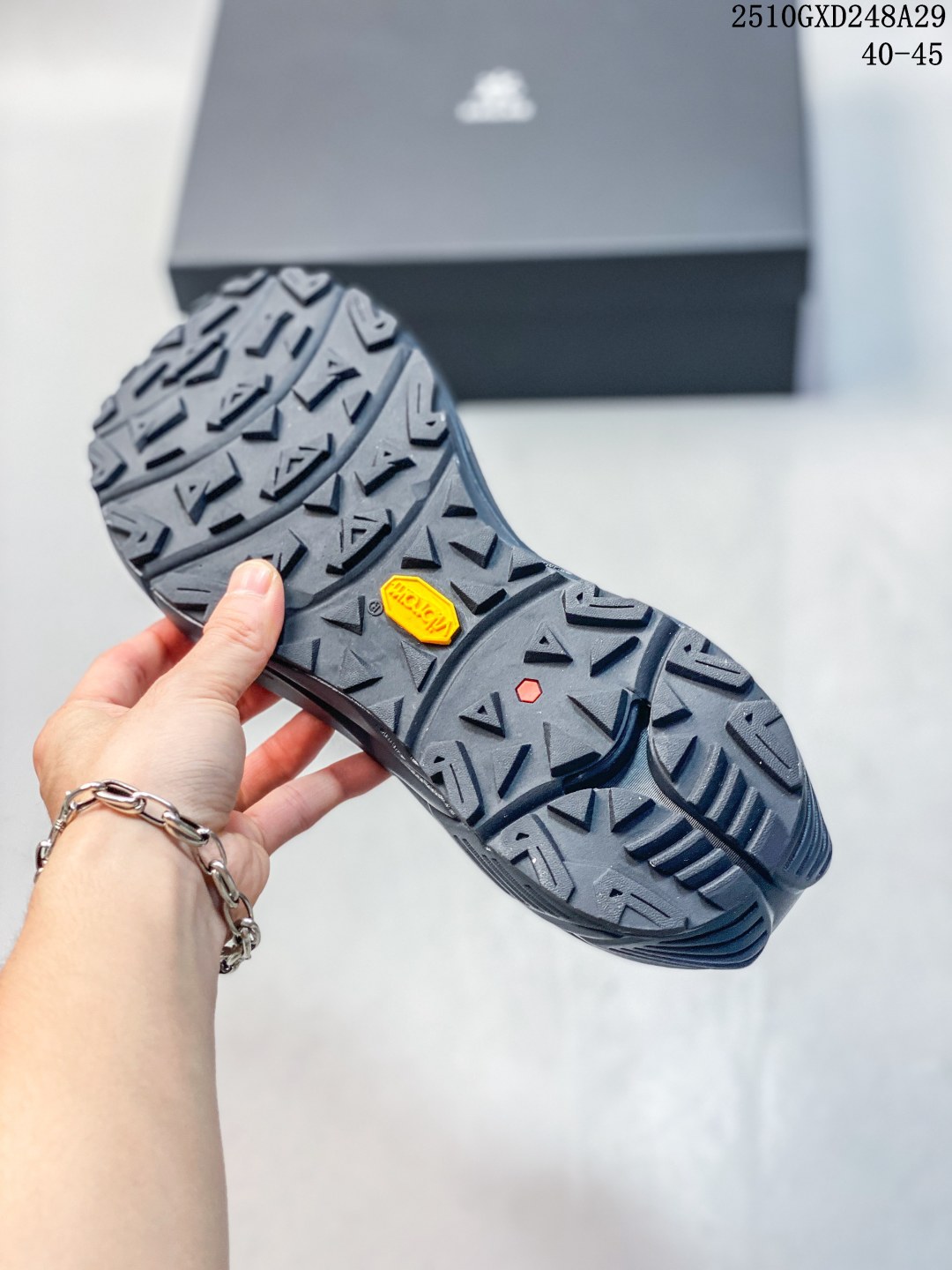 💰300。纯原
凯乐石KAILAS 远征 MAX FLT 运动户外 防滑防水透气 低帮 登山徒步鞋 男款
10GXD248A29