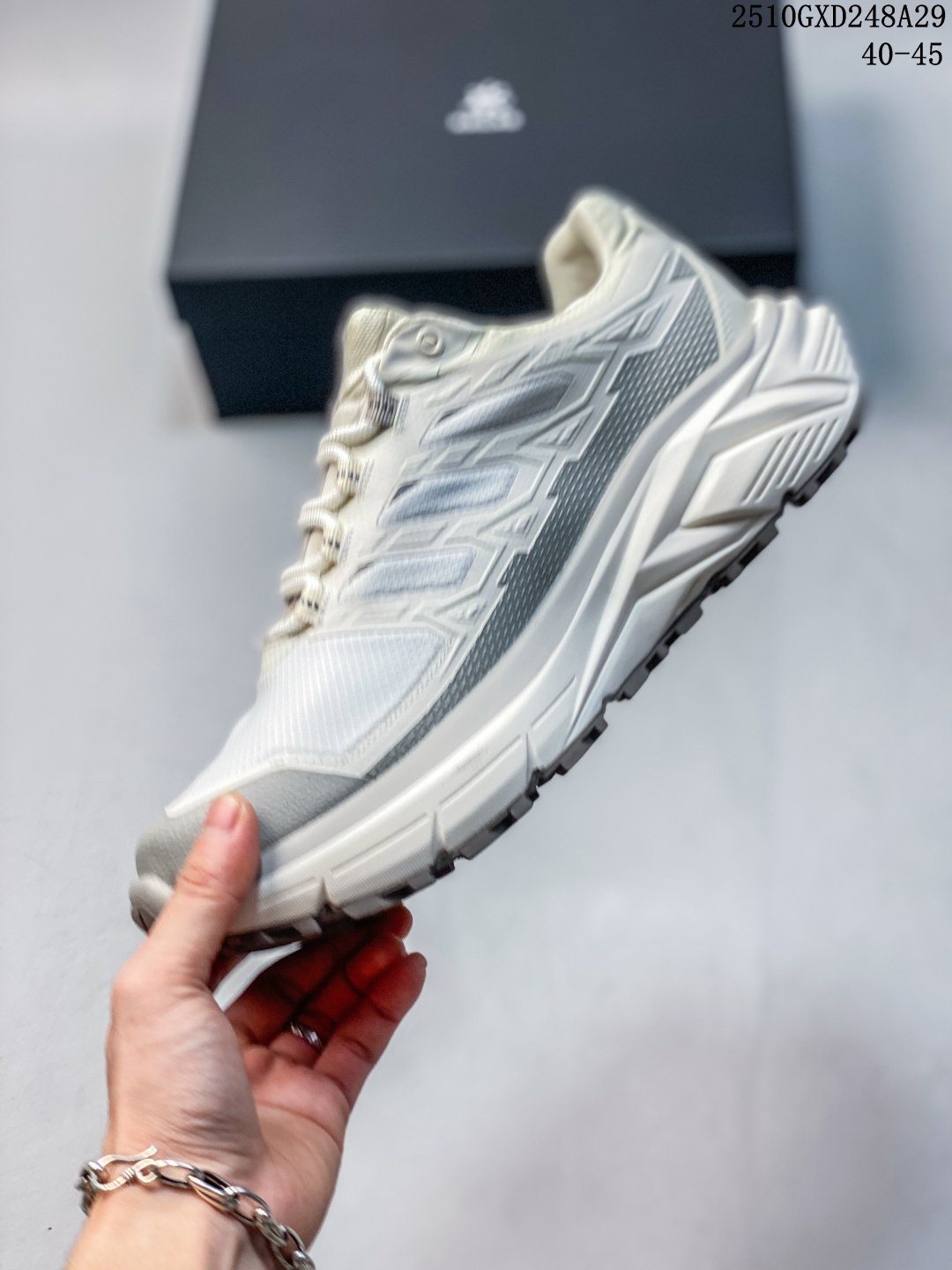 💰300。纯原
凯乐石KAILAS 远征 MAX FLT 运动户外 防滑防水透气 低帮 登山徒步鞋 男款
10GXD248A29