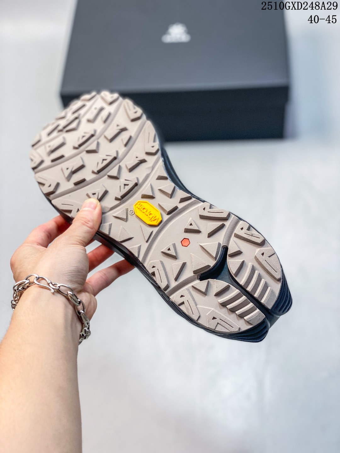 💰300。纯原
凯乐石KAILAS 远征 MAX FLT 运动户外 防滑防水透气 低帮 登山徒步鞋 男款
10GXD248A29