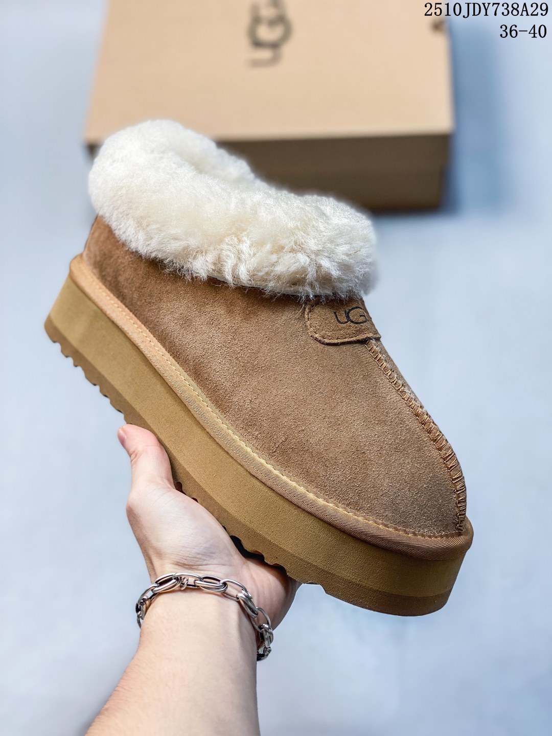 💰160
 UGG 厚底 小红书爆款 羊绒鞋垫 冬季保暖外出 家居都是很适合的选择 进年uug推出款式系列 局部偏向年轻消费者喜好 也走到时尚潮流穿搭的前沿 鞋身材质UGGPURE™植入式羊毛内底 轻便防滑舒适橡胶外底 带有品牌LOGO商标
编号：114120
尺码：36～40
10JDY738A29