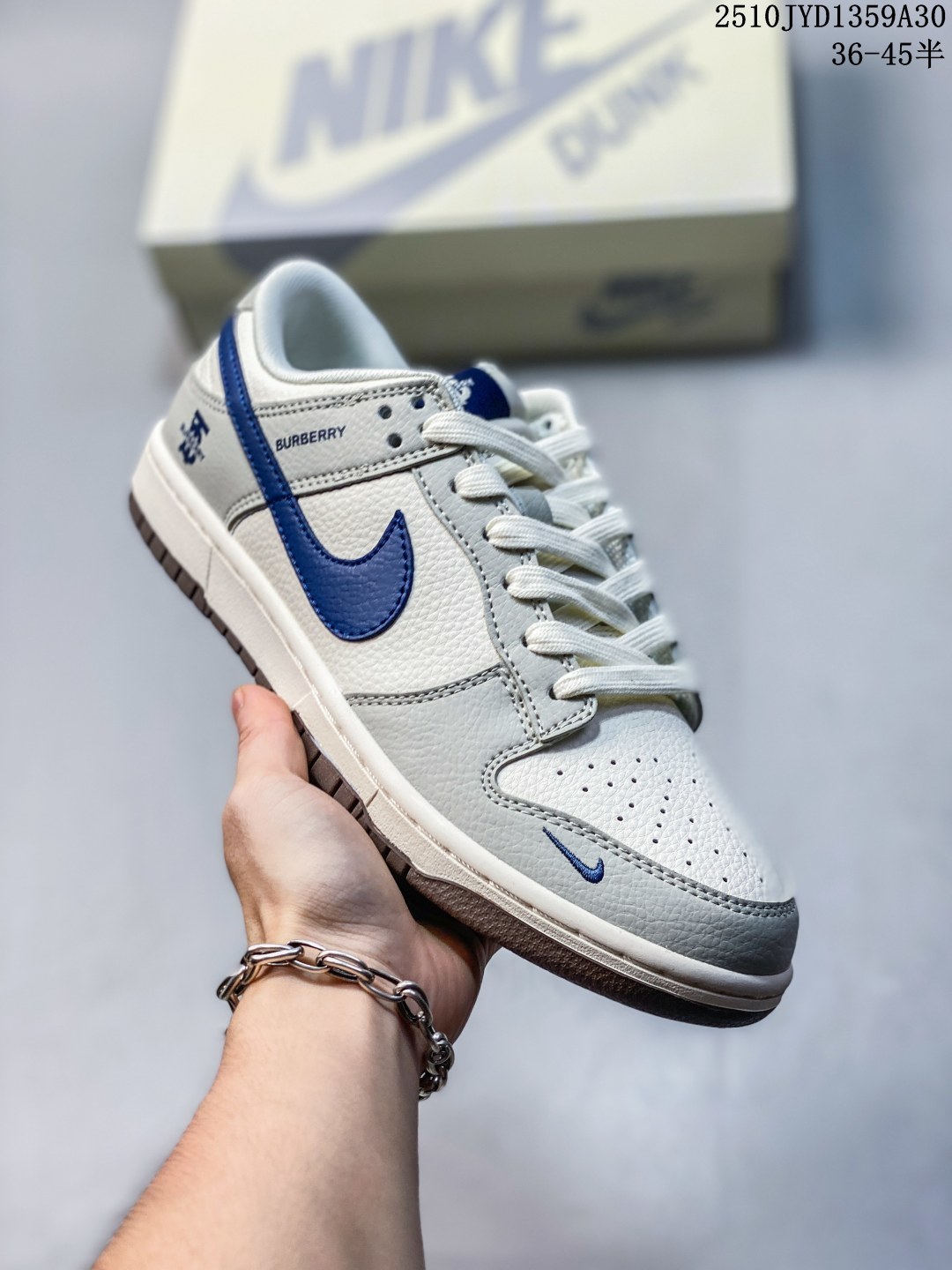 公司级 高端定制Nike SB Dunk Low “古驰联名 帆布白蓝”高端定制 低帮休闲板鞋 定制鞋盒 大厂品质出货 超高清洁度 皮料切割干净无任何毛边 细节完美 货号:XD1588-215 JYD1359A30