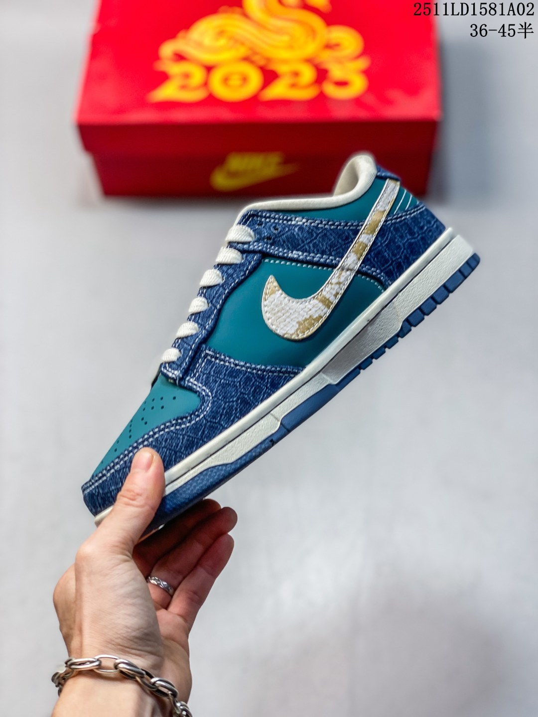 💰130 特价
Nk SB Dunk Low LV联名奶白抹茶绿 周年高端定制 低帮休闲板鞋
#高端定制鞋盒 原装头层材料 独家版型蒸餾加工
大厂品质出货 超高清洁度 皮料切割干净无任何毛边 细节完美  

原厂OrthoLite（欧索莱）缓冲环保去味海绵鞋垫‼️
货号：CH8311-270
尺码：36 36.5 37.5 38 38.5 39 40 40.5 41 42 42.5 43 44 44.5 45
11LD15810A02