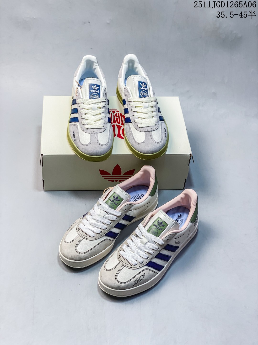 Adidas Gazelle Indoor x Gucci联名款,经典德训鞋型,皮革+麂皮拼接,灰绿蓝黄配色超有活力计.鞋侧有Adidas三条杠和Gucci标志,联名身份感满满!橡胶鞋底抓地力强. JGD1265A06