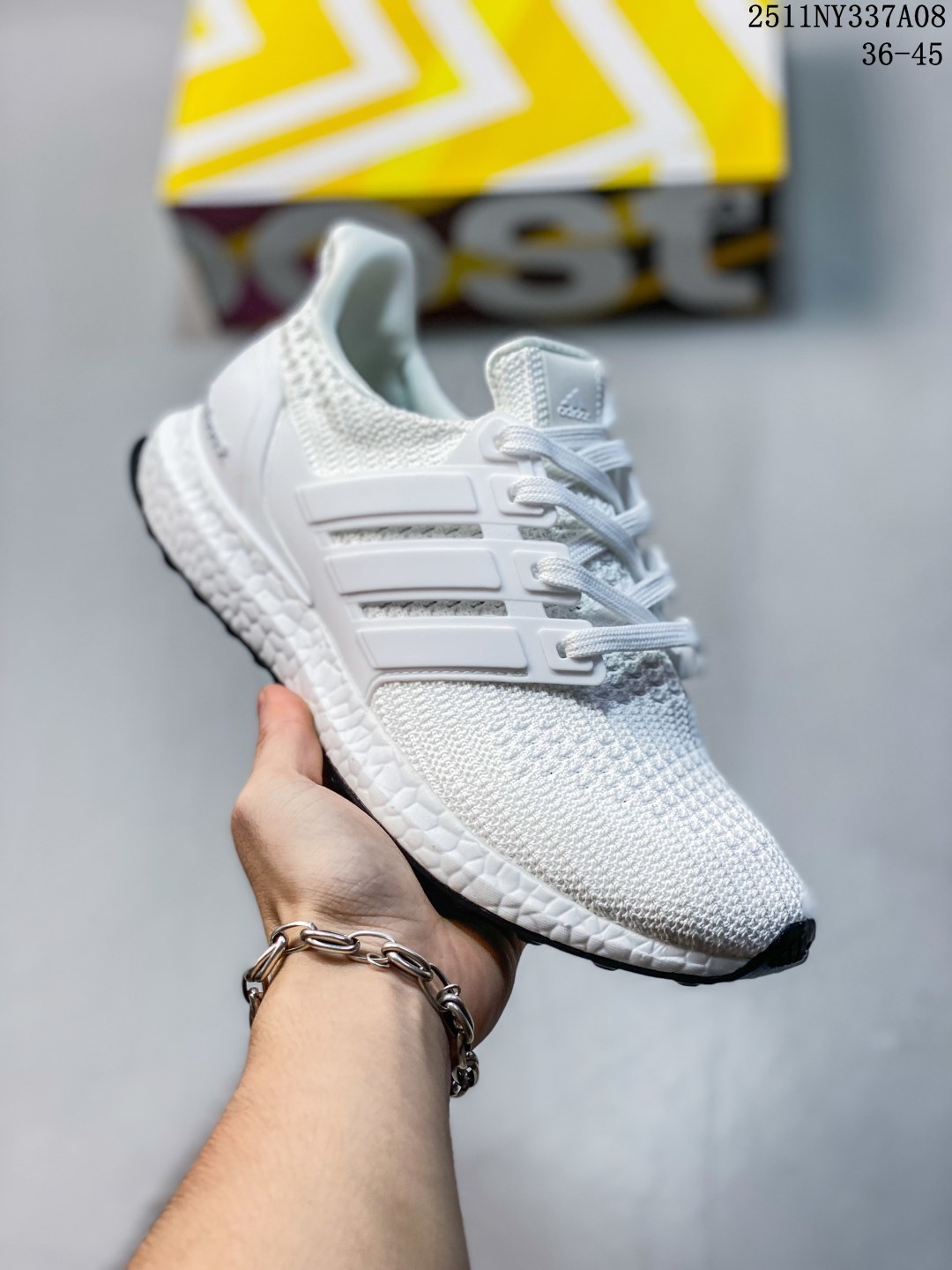 💰95 公司级✅AD Ultra Boost UB3.0系列低帮袜套式针织透气缓震休闲运动慢跑鞋 BA8841 德国进口巴斯夫大底 全套原纸板楦头开发 原厂特供飞织面配套加持 确保原汁原味 完美呈现版型 一比一还原zp踩屎脚感 原档案底模数据 正确多层组合大底 辰元原厂针织代工 细节还原度极高 独家外贸特供开发至48.5 超强Boost缓震 搭配马牌橡胶大底 满足日常出行跑步健身需求 Primeknit鞋面材料采用羊毛沙线 舒适柔软 爆米花颗粒饱满 弹性十足 鞋底前后10mm的标准高度差 使两头上翘的弧形鞋底结构更加完美 尺码:36 36.5 37 38 38.5 39 40 40.5 41 42 42.5 43 44 44.5 45 46 47 48 编码:221JWD0805 11NY337A08
