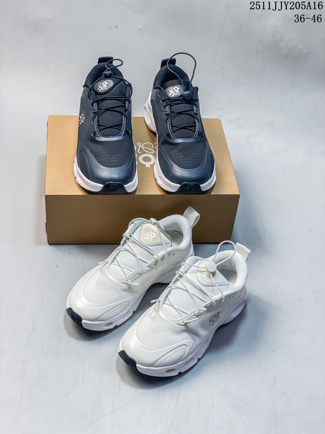 🈴️💰135
纯原版 LOEWE x On罗意威昂跑联名Cloudsolo舒适贴合跑步鞋 
市售最高品质出货 全系列配色均原鞋购入开发打造 全新独立私模 高端零售 外贸平台充正品质 独家定制全套包装 内含防尘袋一个
尺码:  36 37 38 39 40 41 42 43 44 45 46
11JJY205A16