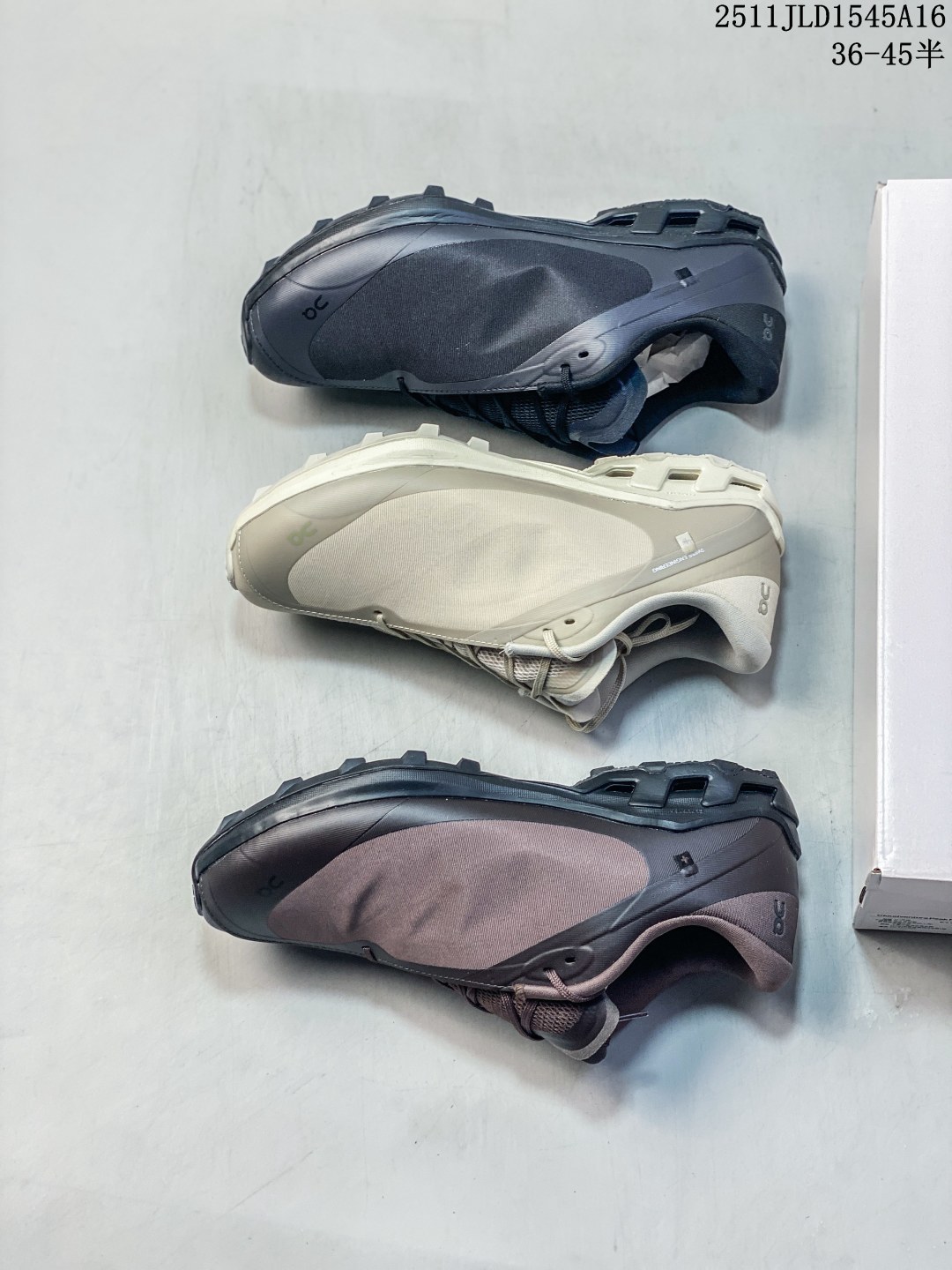 🈴️💰200
公司级✅On昂跑 Cloudventure Peak Paf系列低帮轻量舒适多功能休闲运动鞋
采用工程飞织网布组合再生聚酯纤维鞋面材质搭载独家隐藏速度中板 镂空CloudTec科技
泡棉缓震中底 黑科技跑出圈的时尚运动新宠
尺码:36 36.5 37.5 38 38.5 39 40 40.5 41 42 42.5 43 44 45 46
11JLD1545A16