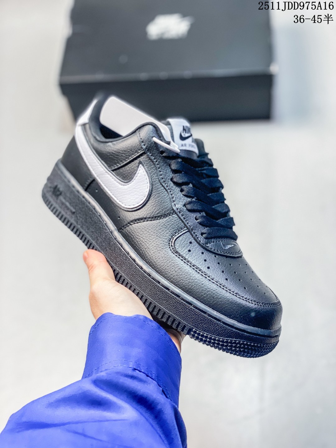 💰120
公司级✅耐克Nike AIR FORCE 1’07空军一号低帮百搭休闲运动板鞋。柔软、弹性十足的缓震性能和出色的中底设计,横跨复古与现代的外型结合,造就出风靡全球三十多年的Force 1。
货号:GX3173-111
尺码:36 36.5 37.5 38 38.5 39 40 40.5 41 42 42.5 43 44 45
ID:JZD534-AJG
11JDD975A16