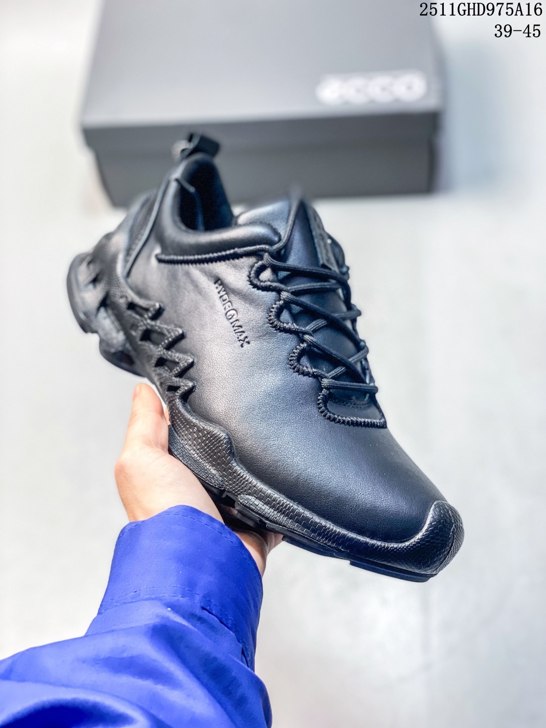 💰250
公司级✅Ecco爱步 BIOM AEX 舒适时尚 简约时尚 减震防滑 低帮休闲鞋
戈尔防水薄膜内衬提供强大的透气性与防水性
有效阻隔外部水分渗透 确保双脚保持干爽舒适
自然律动科技 符合人体工学鞋楦 贴近足部天然形态 橡胶外底适应多种地形 抓地耐磨
货号:875825 262683
尺码:39-44
lD:ZKD213-AJG
11GHD975A16