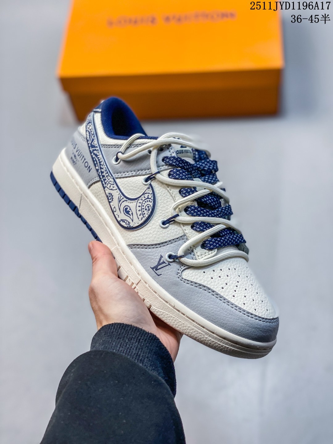 💰170
海外爆款限量发售！公司级 Nike SB Dunk Low“SUP联名——猪八红勾” 周年高端定制 低帮休闲板鞋 定制鞋盒 大厂纯原品质出货 超高清洁度 皮料切割干净无任何毛边 细节完美 
货号：DM6868-045
Size:36 36.5 37.5 38 38.5 39 40 40.5 41 42 42.5 43 44 44.5 45
11JYD1196A17