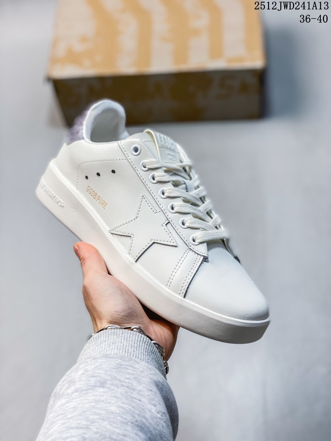 💰220 公司级
Golden Goose Purestar 牛皮 鳄鱼纹星星 低帮 板鞋 男款 白色
12JWD241A13