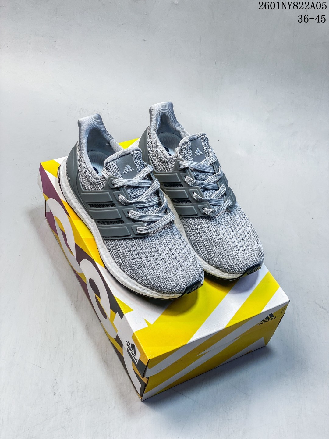 💰95
ub21真爆米花跑步鞋男软底透气运动鞋女莆田ub4.0体育生减震跑鞋
01NY822A05