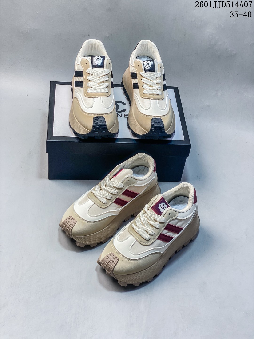 🈴️💰130
香奈儿CHANEL 轻奢单品香奈儿 四季鞋终极衍生款 穿上脚不仅更时髦 简约的鞋面搭配 鞋面搭配优雅而醒目的chanel字母 即时尚又高端大气。鞋面精选香奈儿布料
01JJD514A07