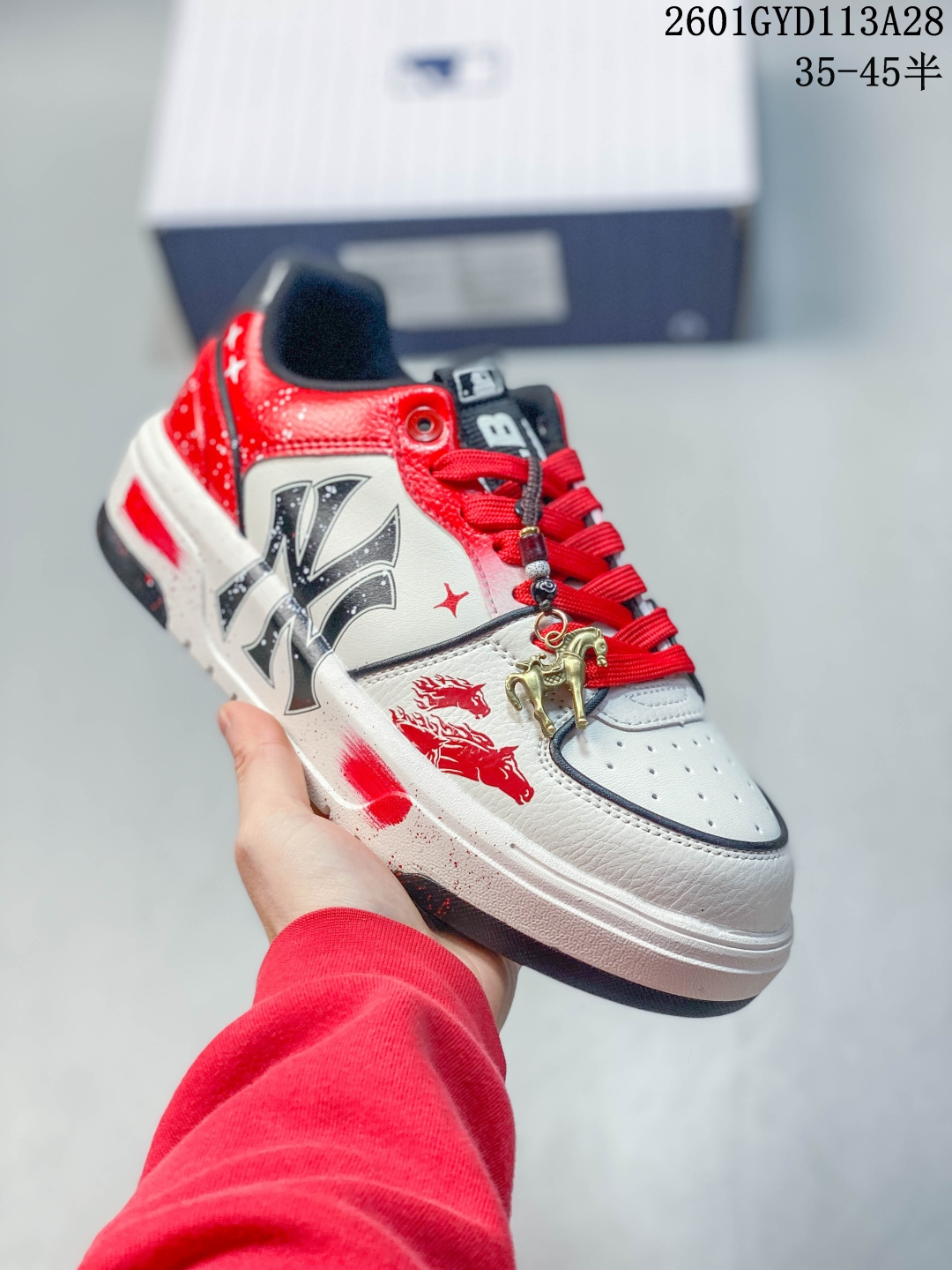 💰270
MLB Big Ball Chunky Canvas HI 复古厚底老爹风高帮百搭休闲运动慢跑鞋 涂鸦 
 122580ASUOI半 35-45
01GYD113A28