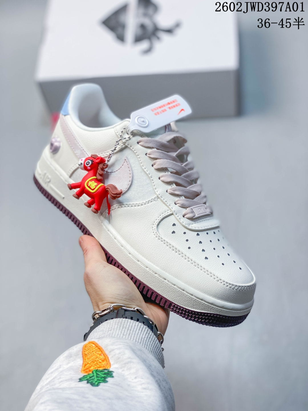 _dNg9sE9_AvYFWcyCBa-NUzEI_MfhTQXBICVTXfw