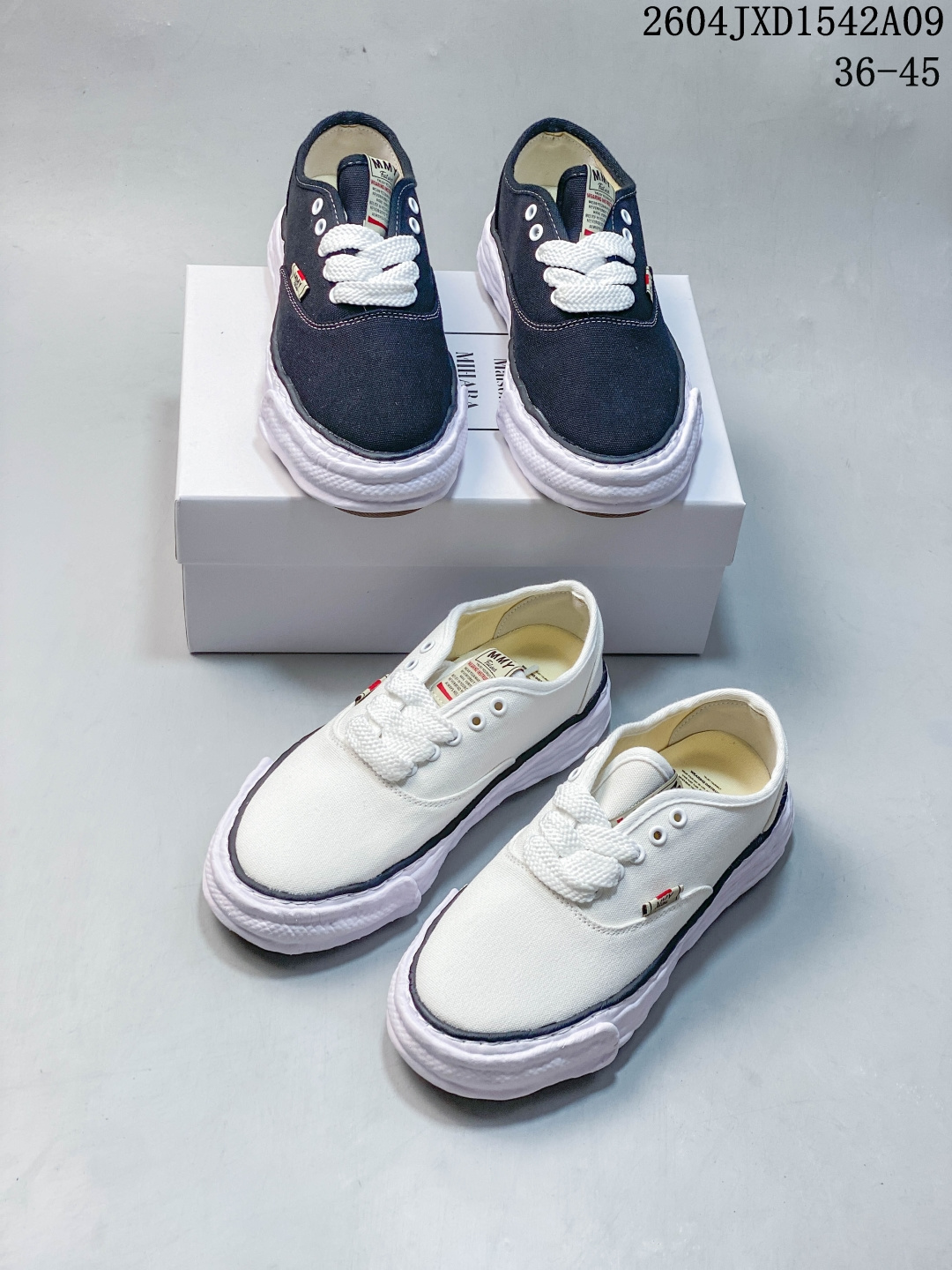 Sneakers 12820
