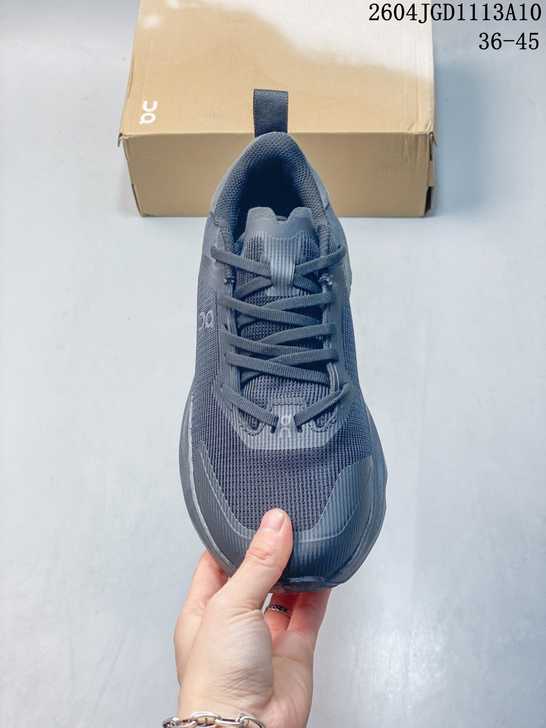 Alternative view of Sneakers 12648