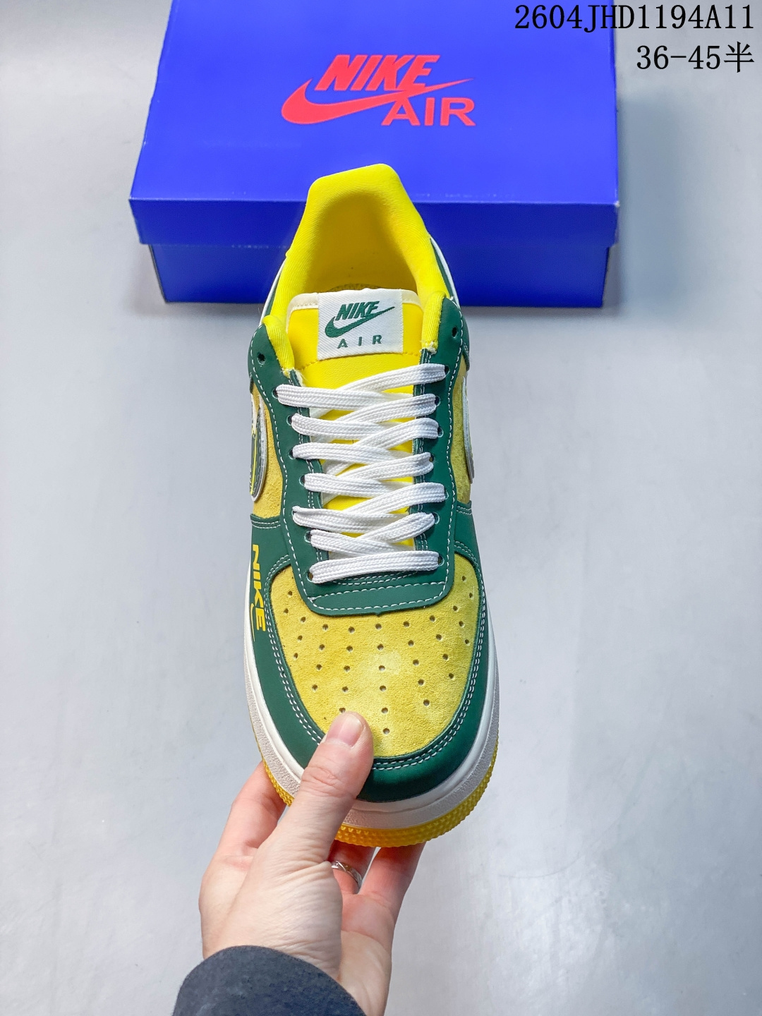 Alternative view of Gucci Sneakers SY1388 12403