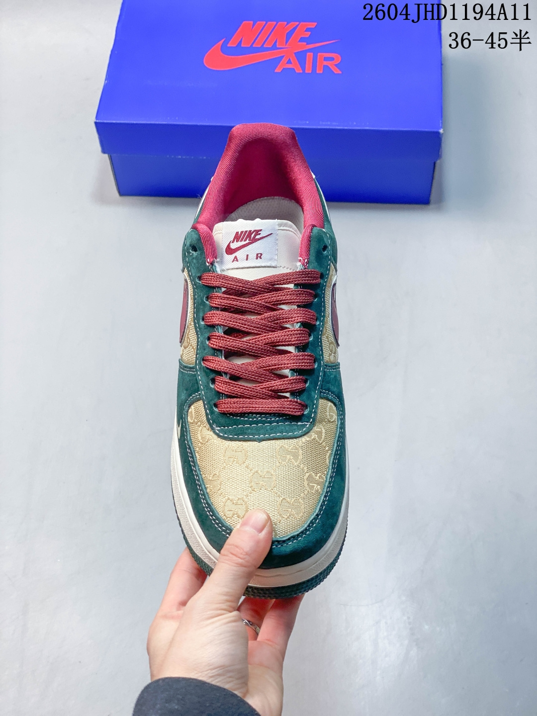 Alternative view of Gucci Sneakers SY1388 12402