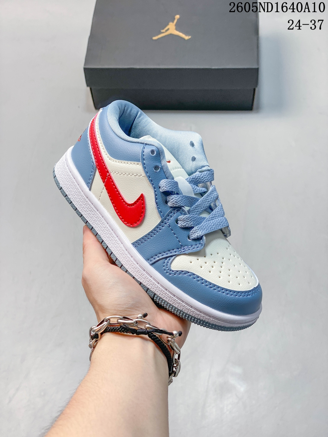 超萌童鞋✅Nike Air Jordan 1 Low 经典百搭 AJ1 耐克 低帮休闲板鞋 货号:553558-404 尺码:如图 05ND1640A10