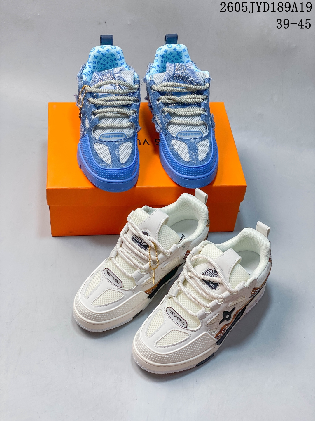 🔺Louis Vuitton Arch Light Sneaker 路易威登低帮休闲鞋 艺术总监 Virgil Abloh 设计的路易威登手写标识则于侧面彰显品牌格调 1854限定 织物材质 真标 码 #3BSS30260520 05JYD189A19